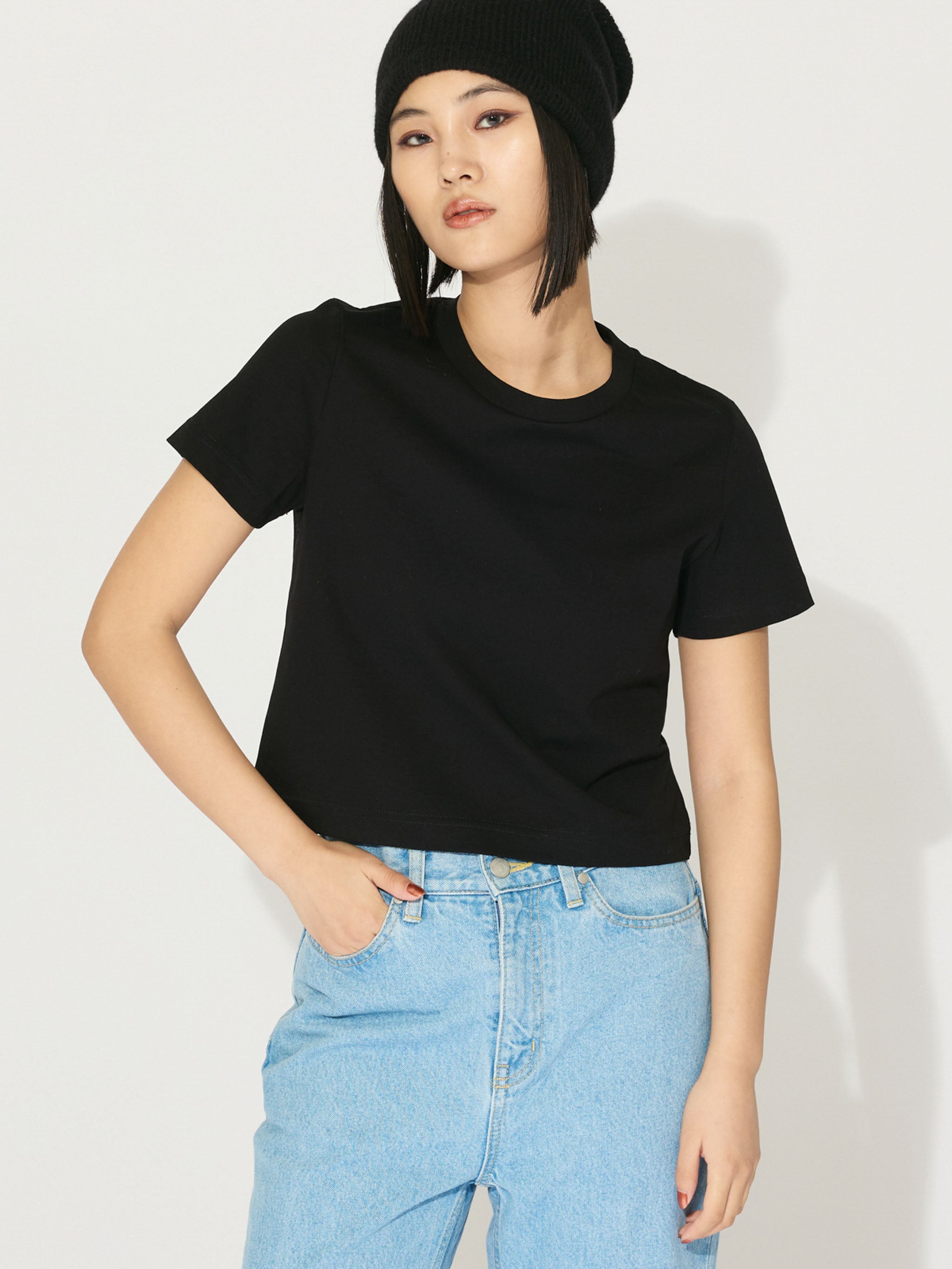 cropped tee