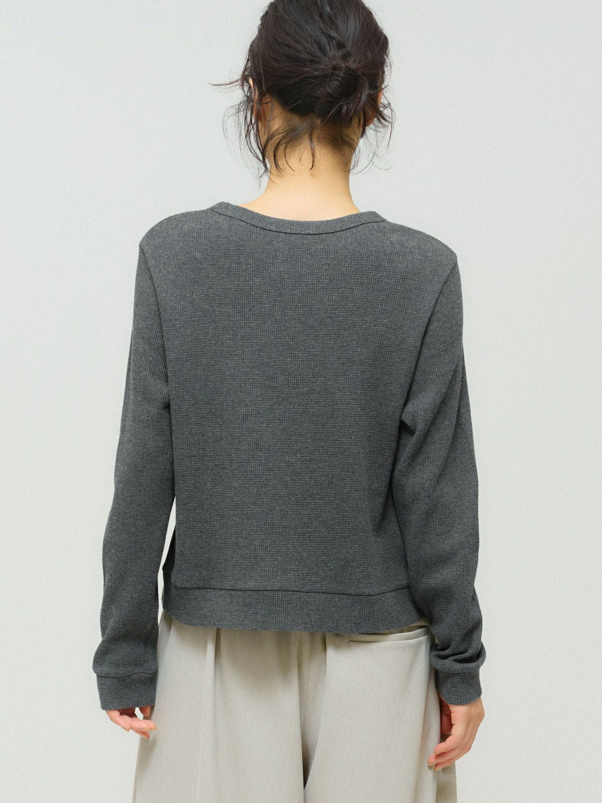 u neck waffle pullover