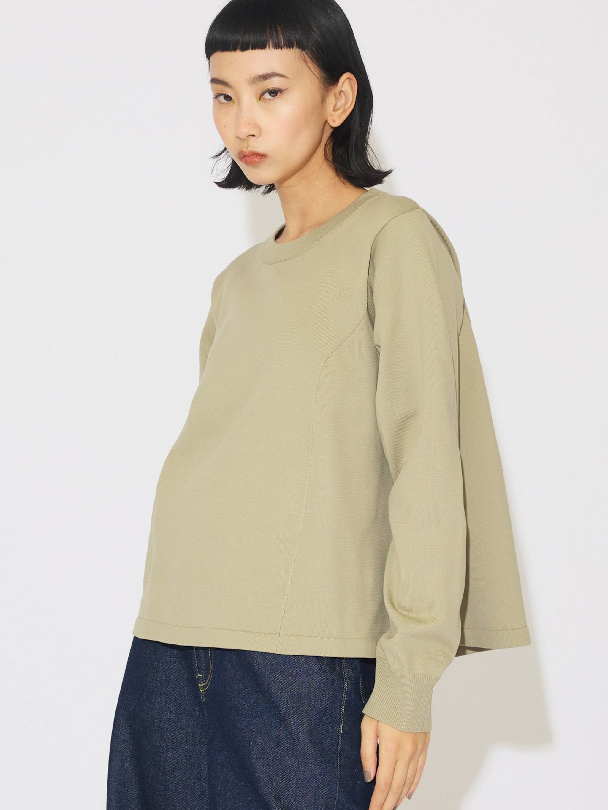 ボリュームフレアプルオーバー