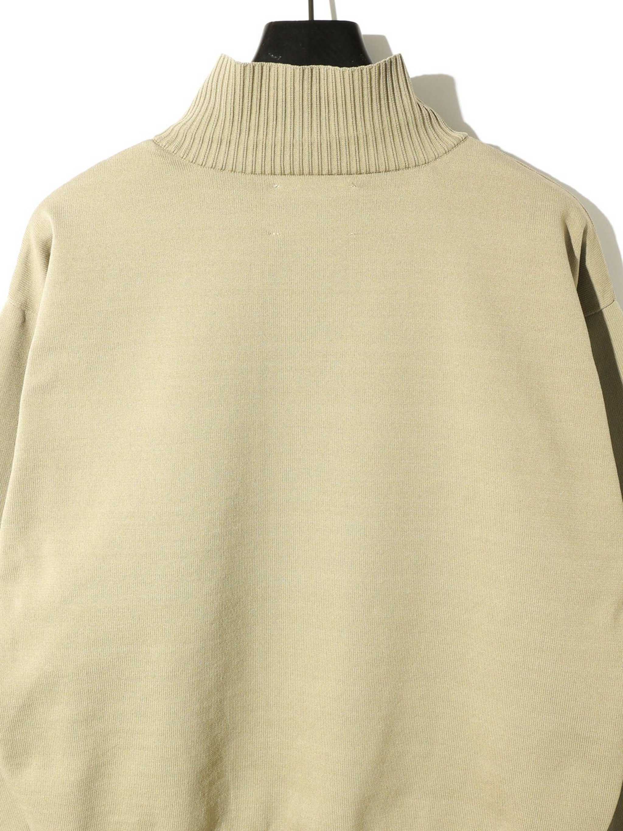 ハイネックジップカーディガン