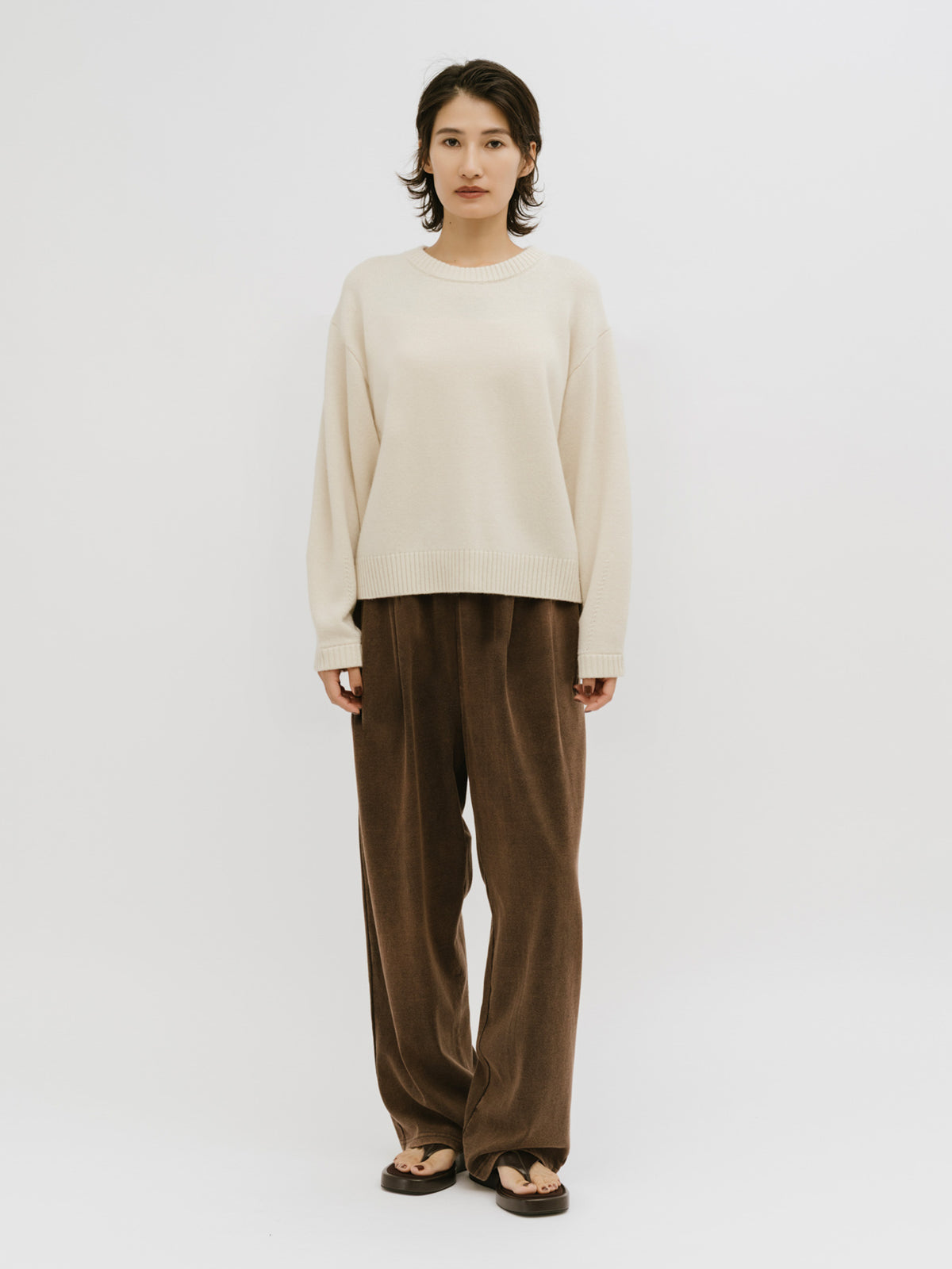 soft veil crew knit