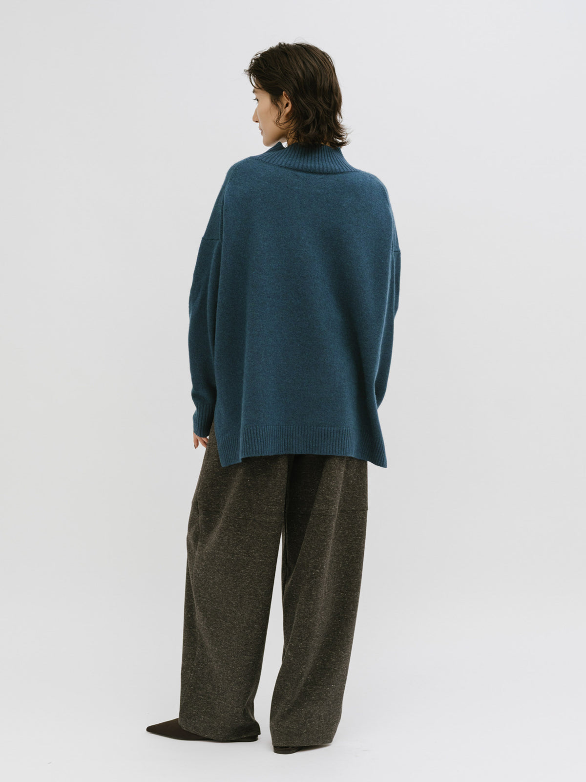 soft veil turtle knit
