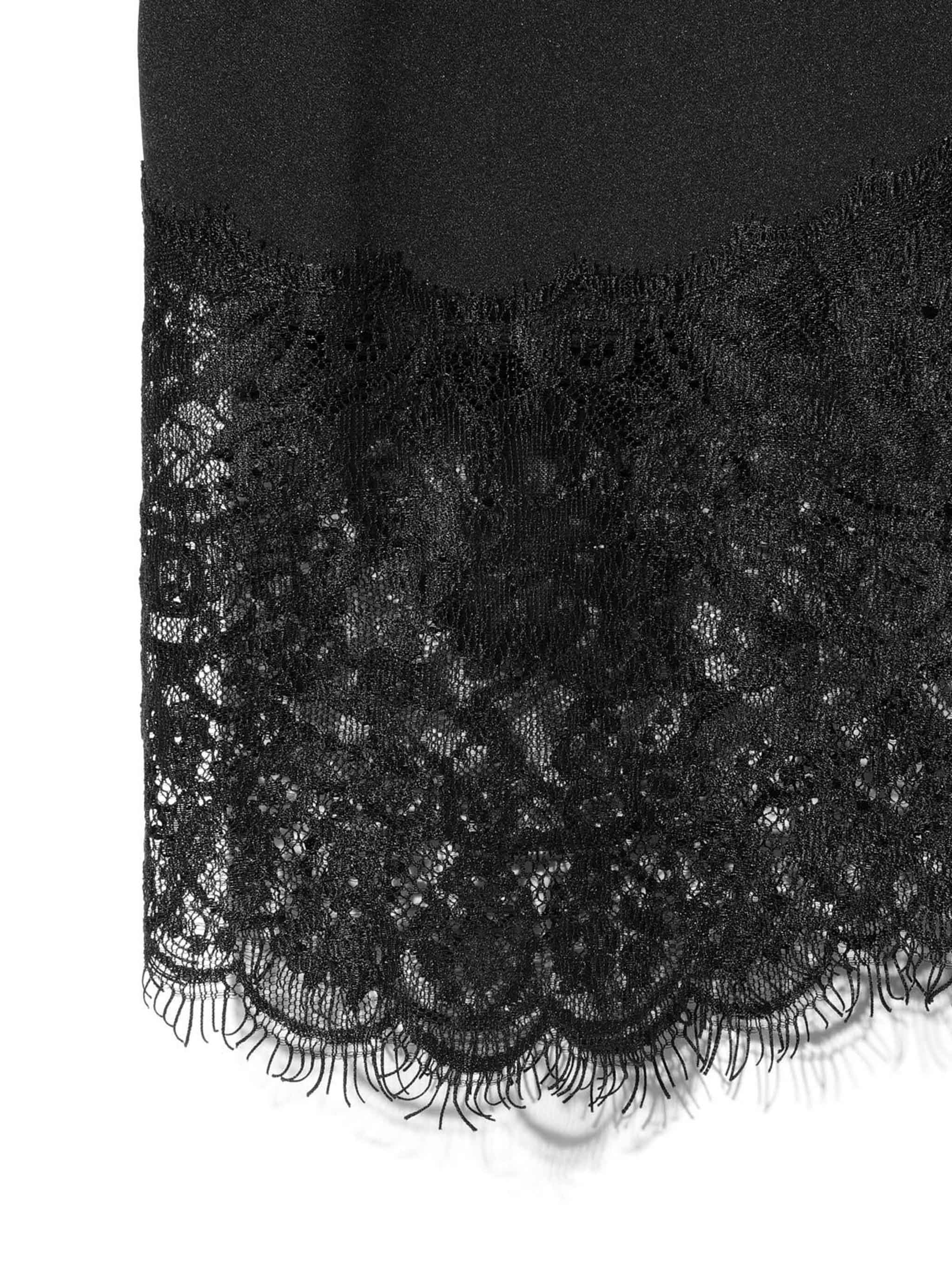 レースカットワークシャツ