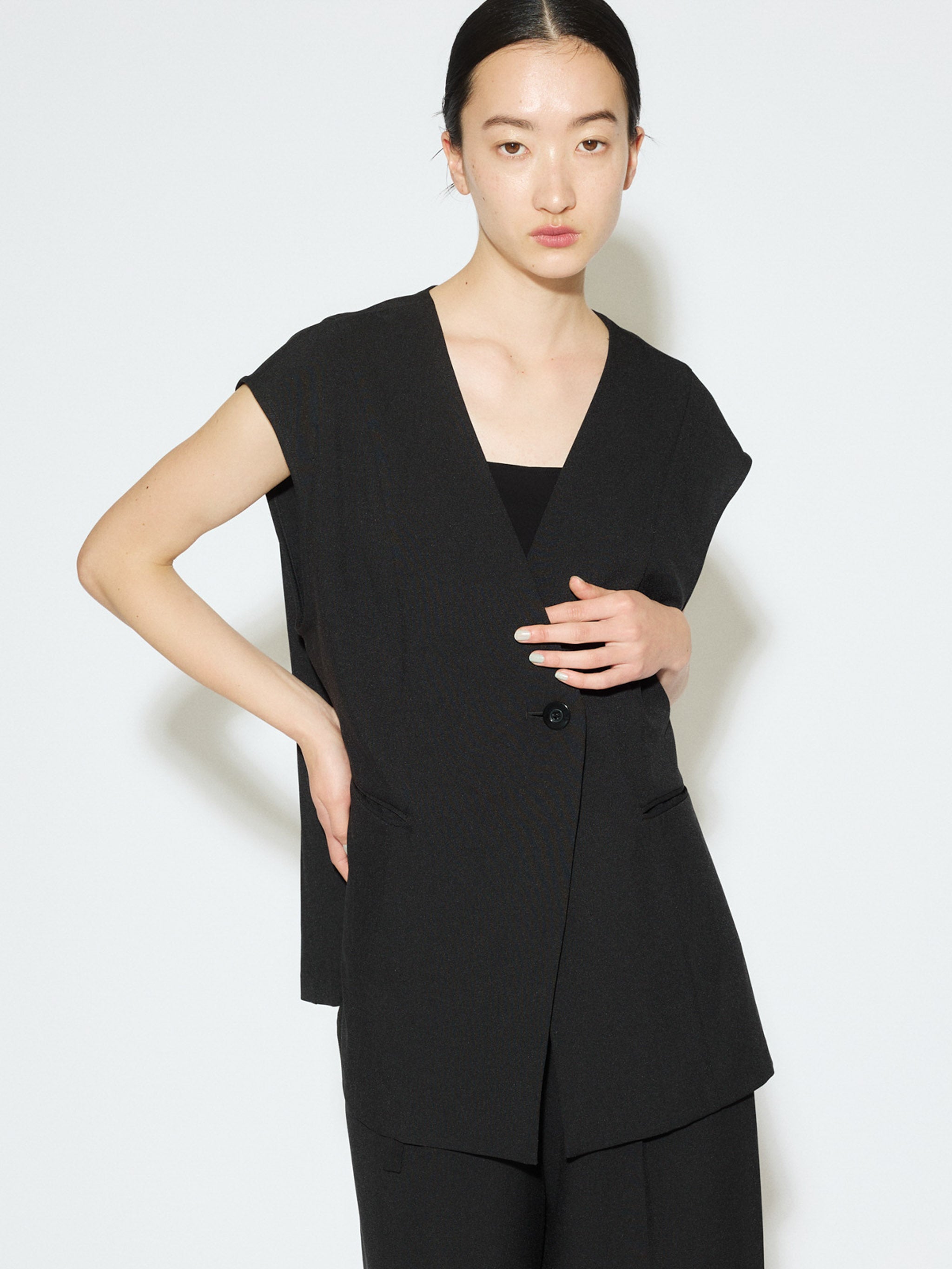 collarless vest