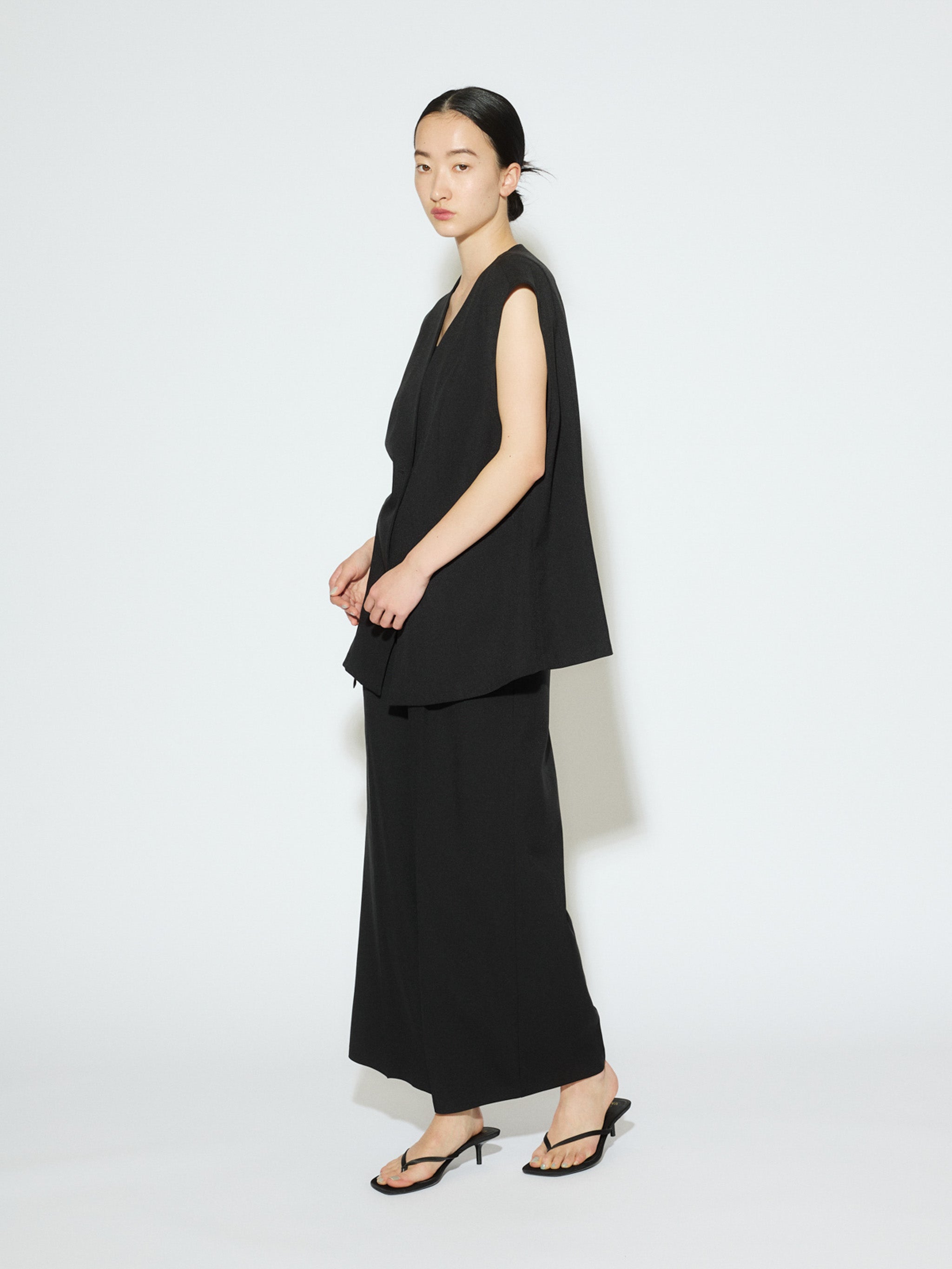 no collar vest