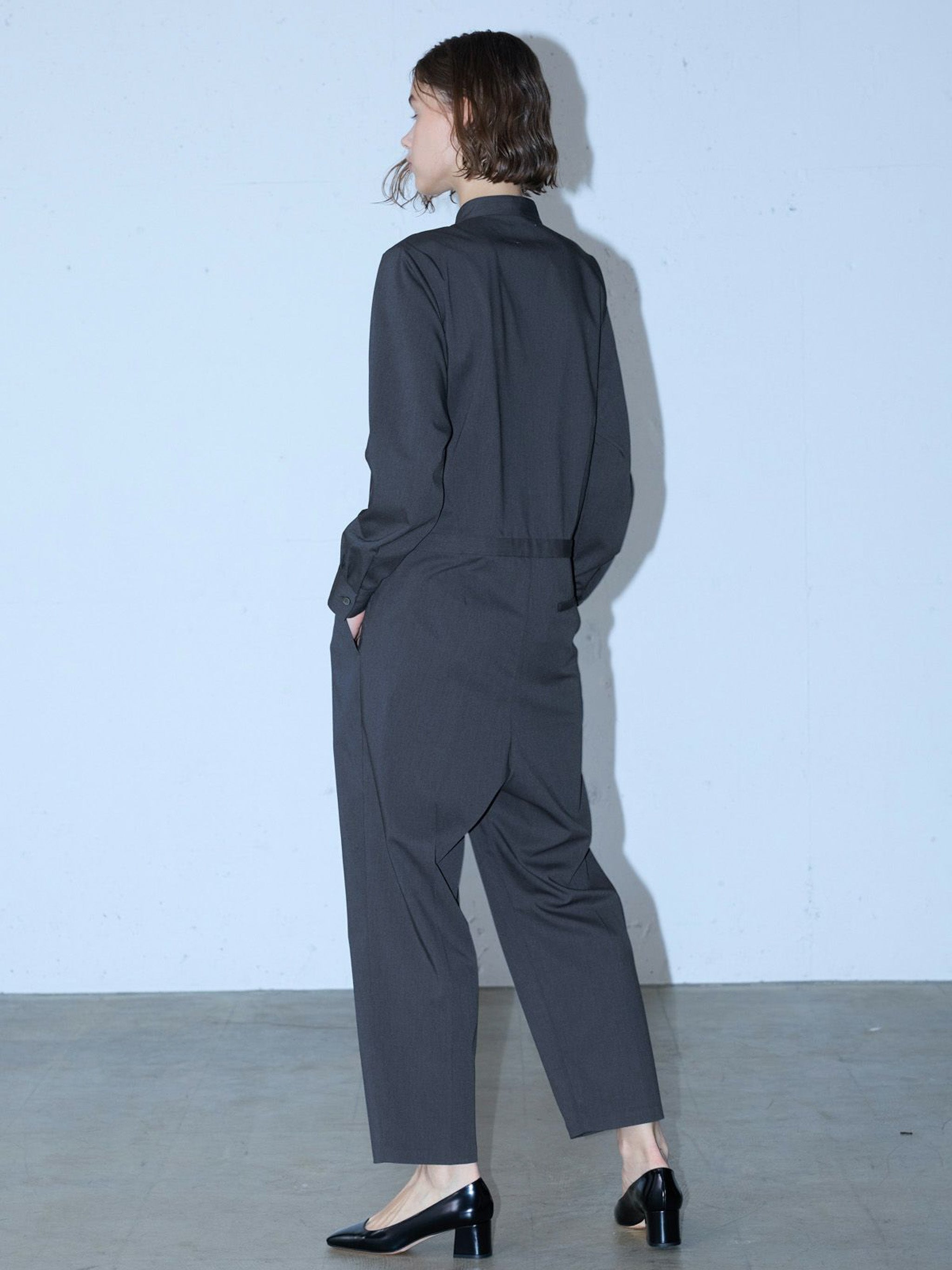 ジャンプスーツ