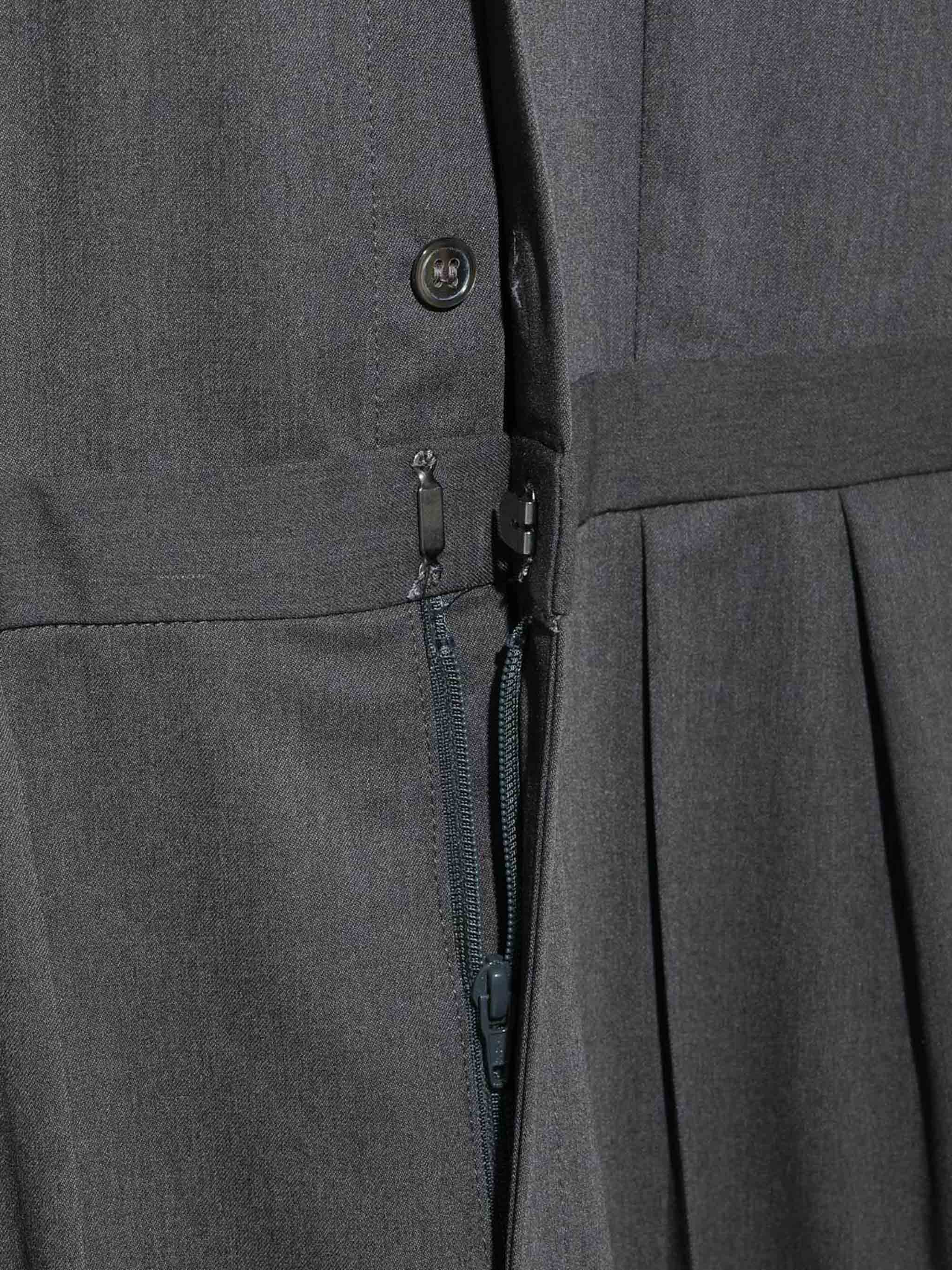 ジャンプスーツ