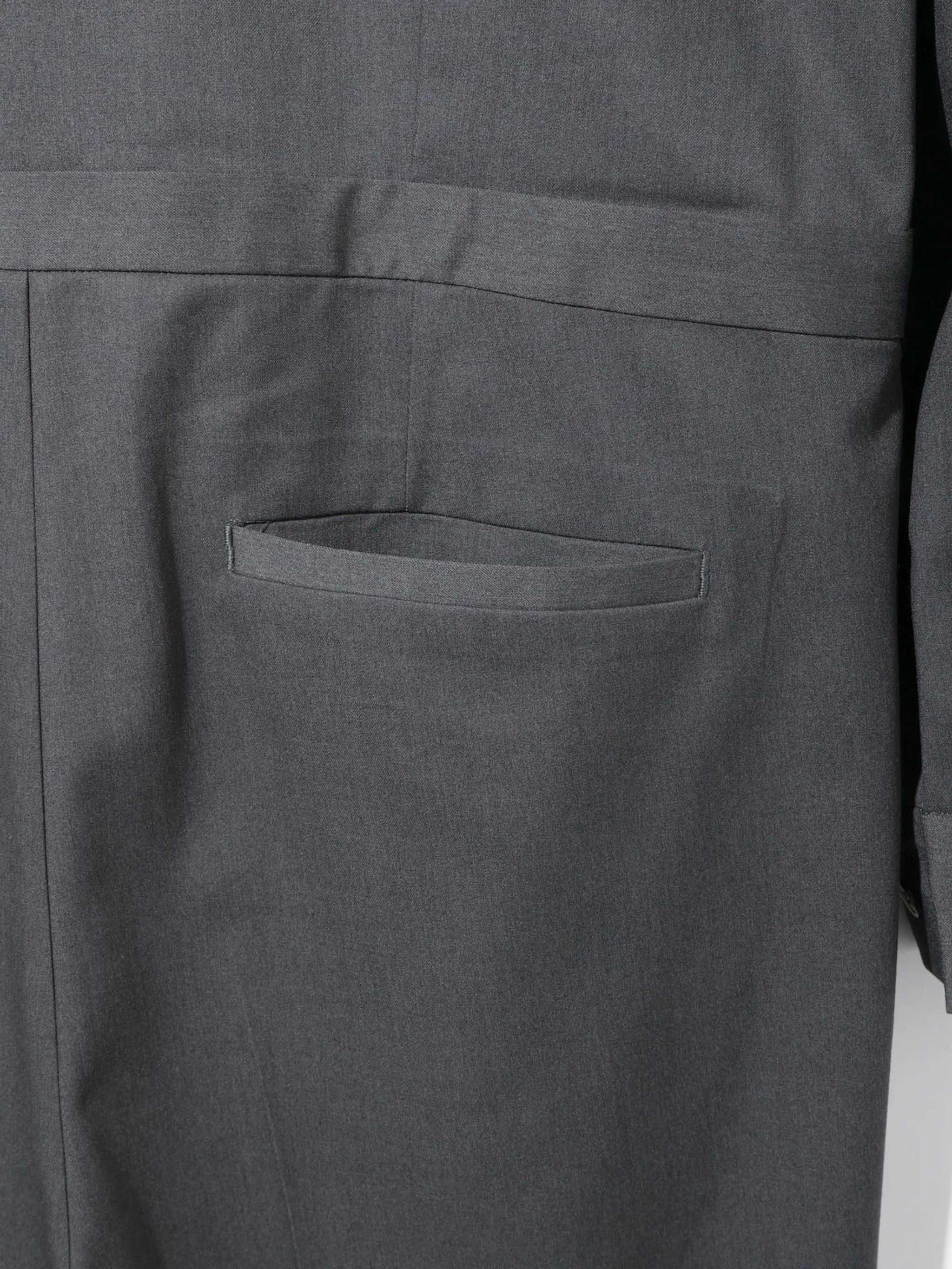 ジャンプスーツ