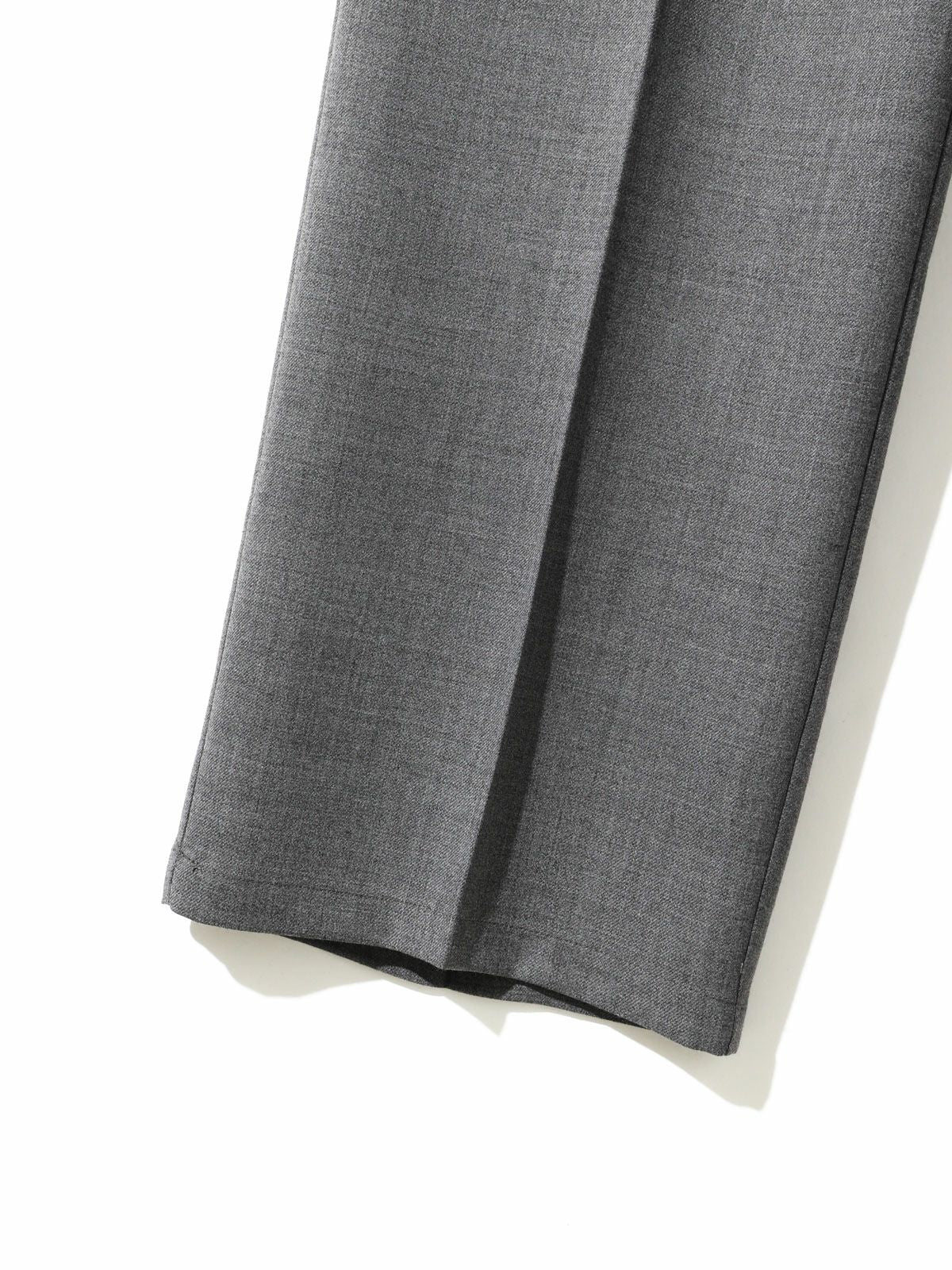 tuck straight slacks