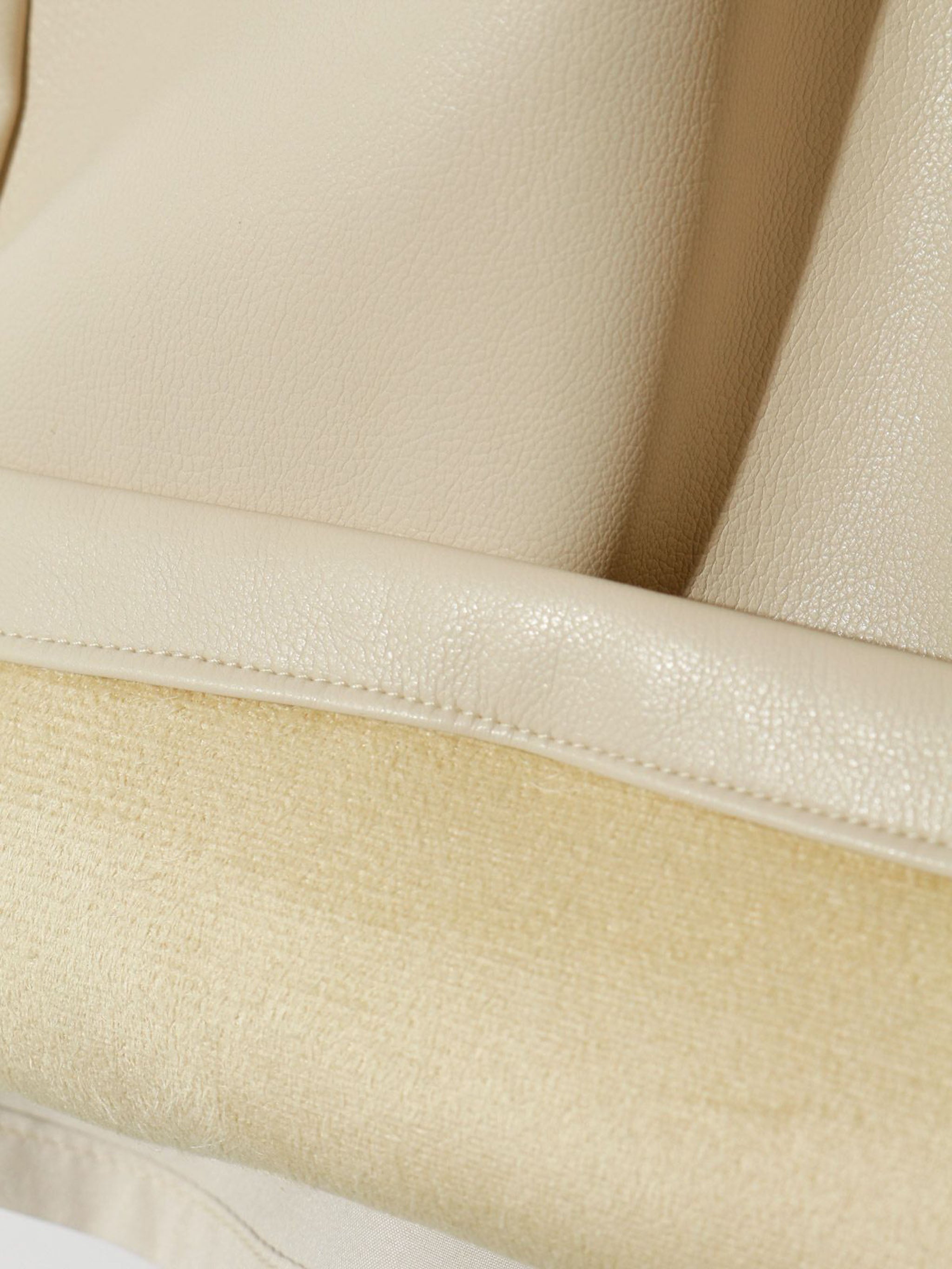 シンセティックレザーハーフパンツ(3-1329)