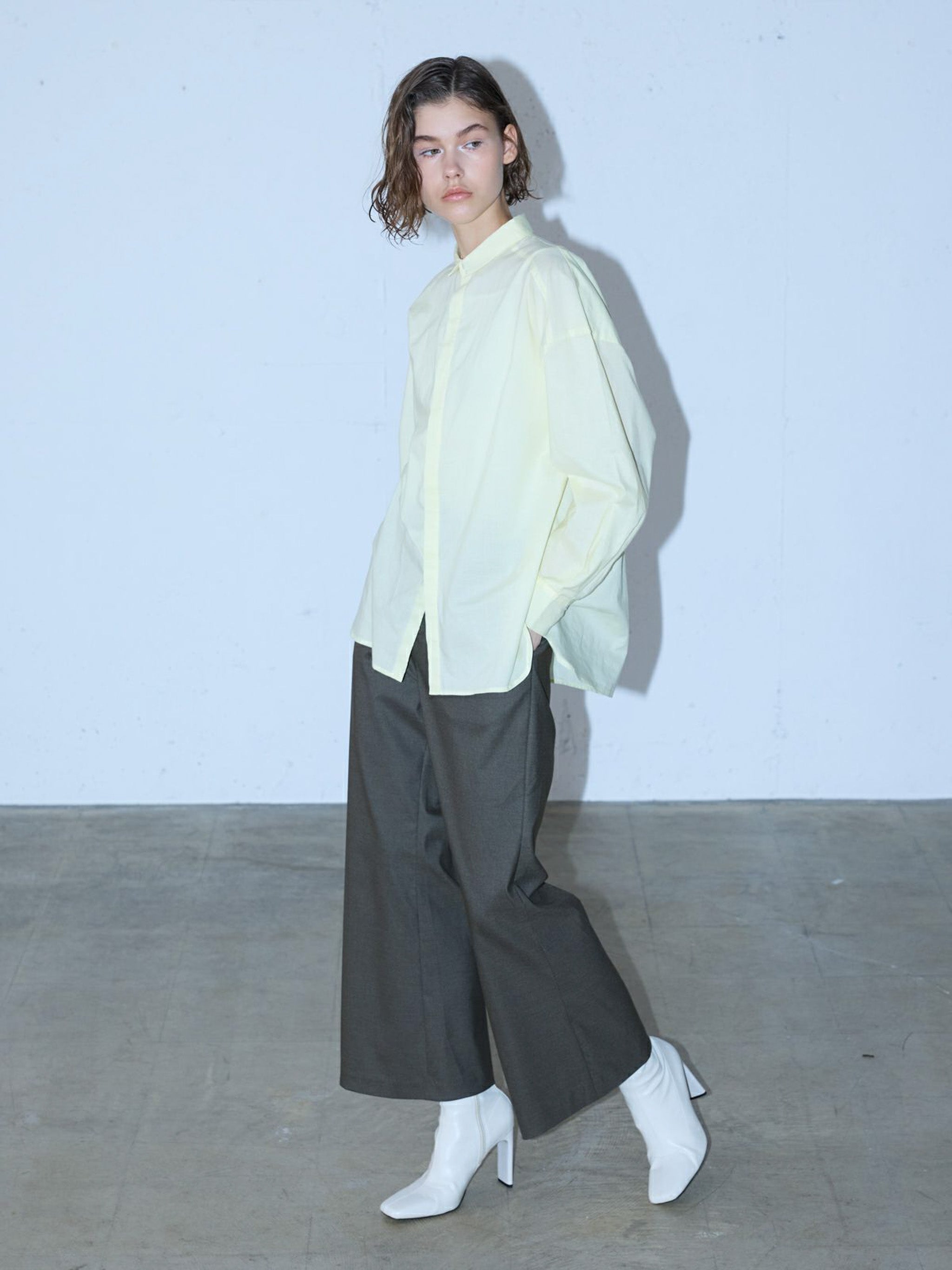 ハイウエストフレアパンツ