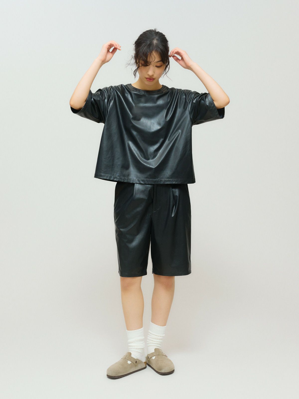 synthetic leather short pants