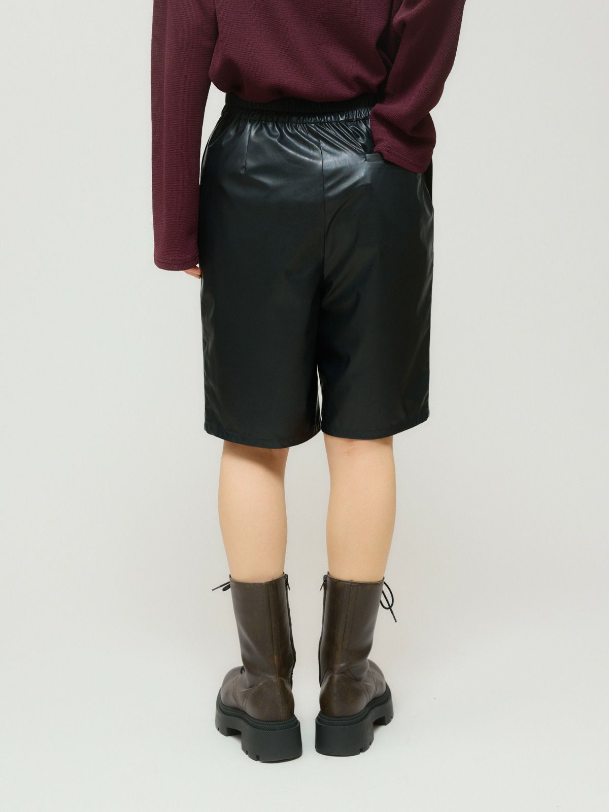 synthetic leather short pants