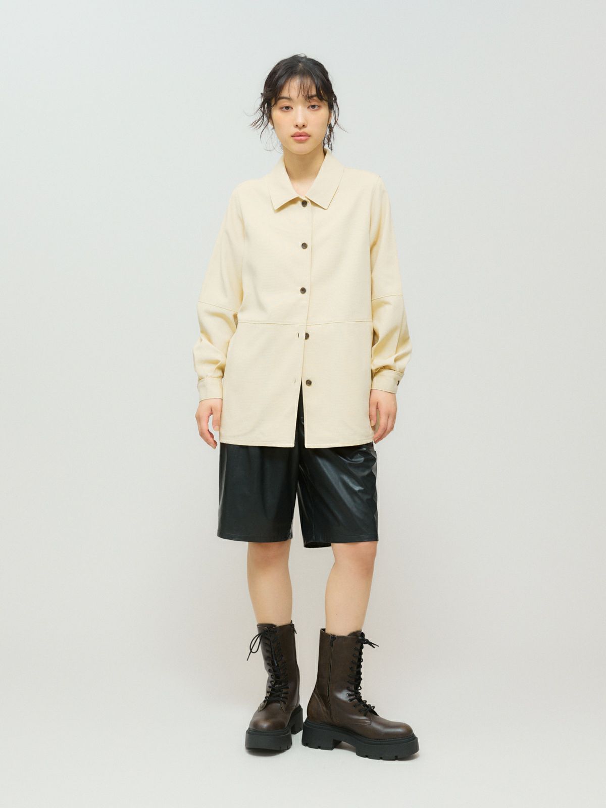 synthetic leather short pants