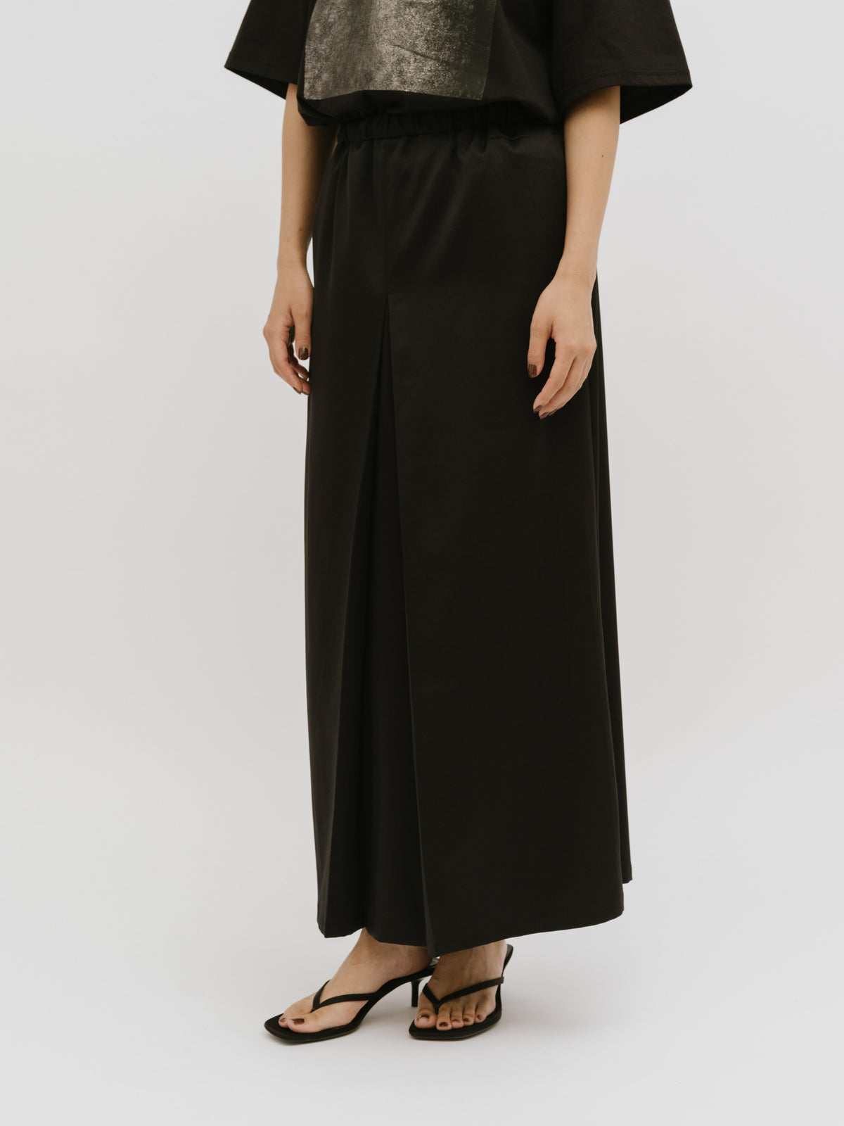 hidden fold skirt