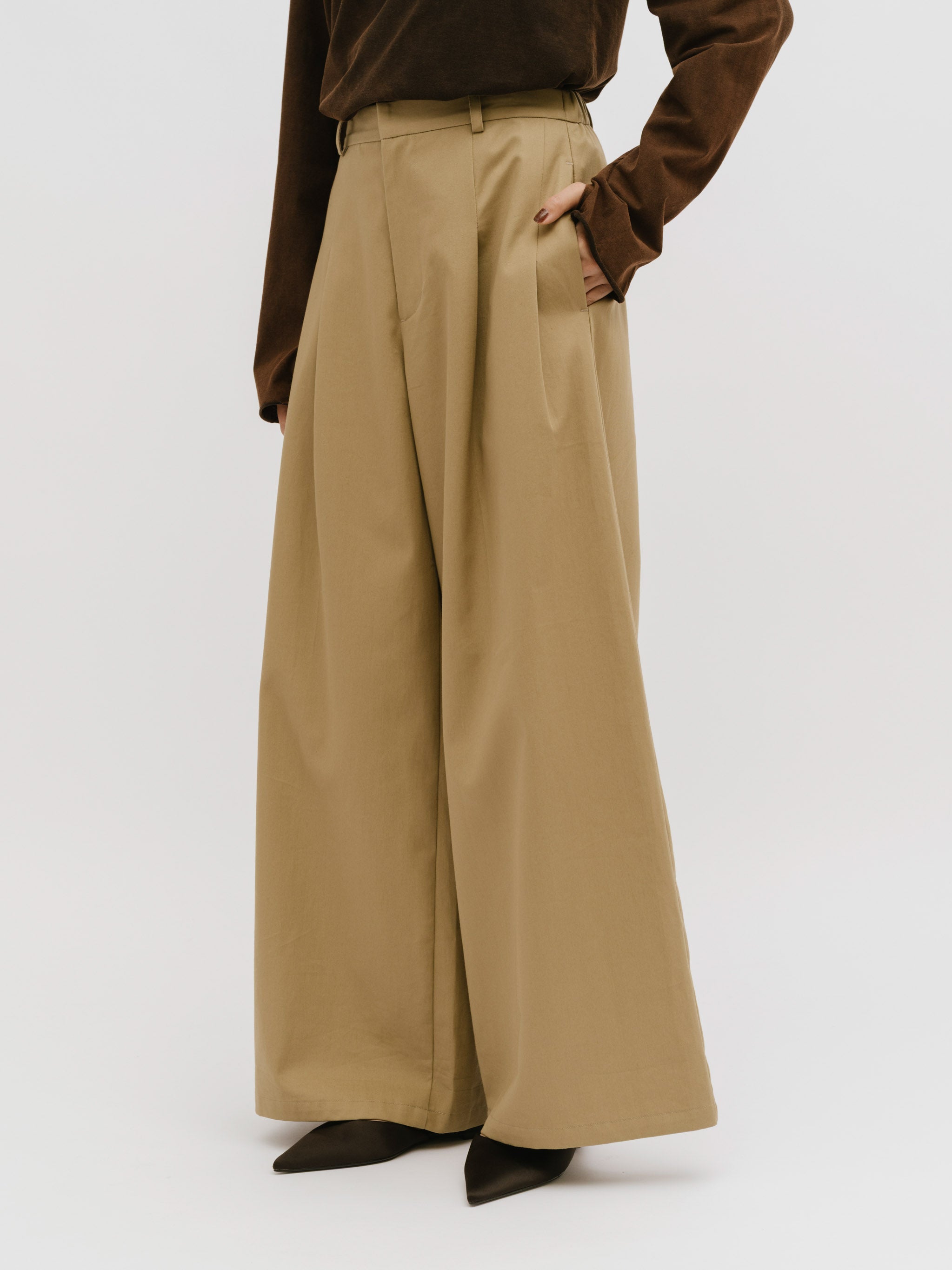 sculpt wide chino