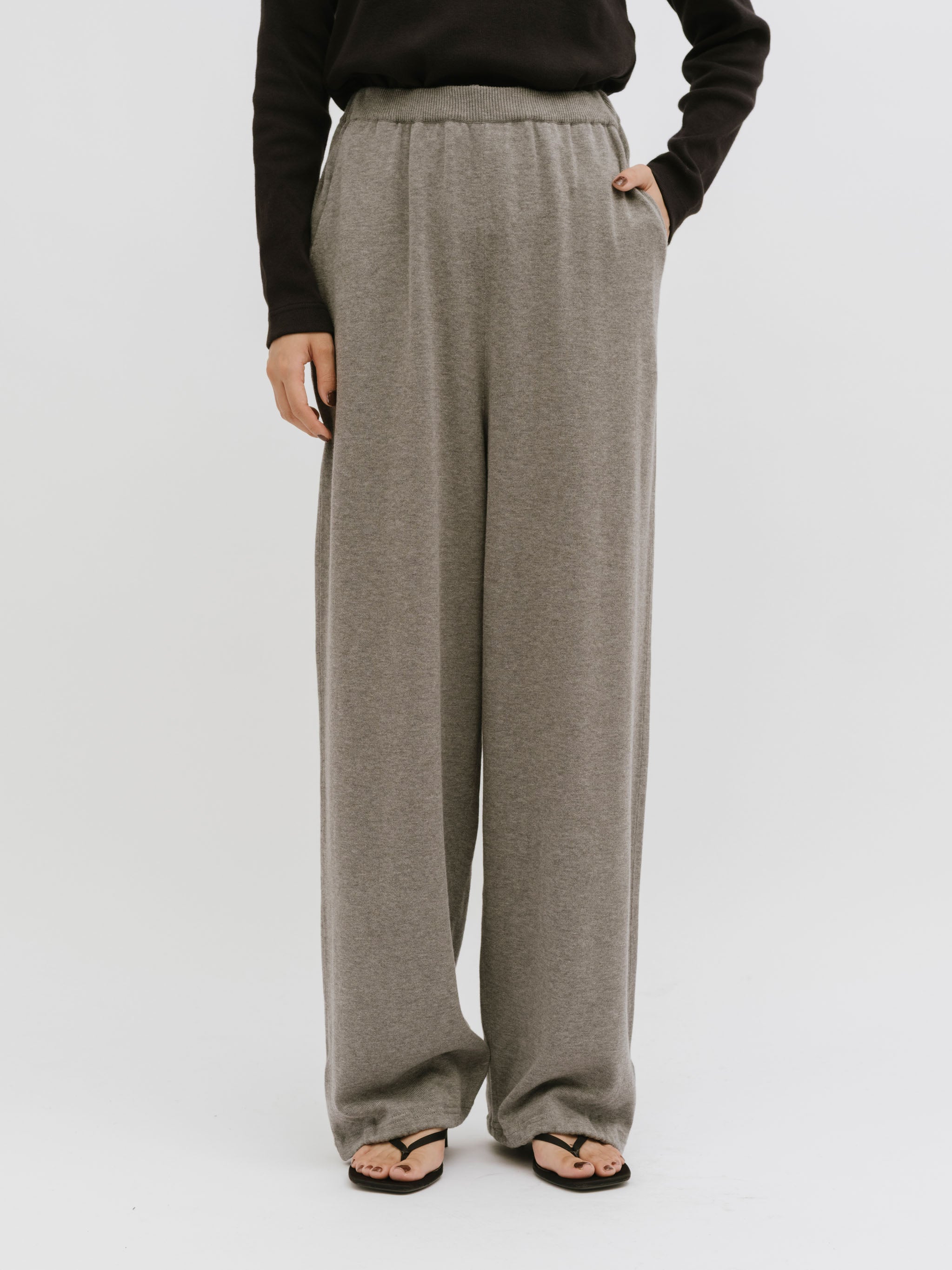 calm knit pants