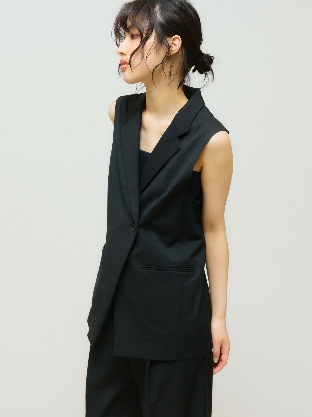 waist shape tailored gillet