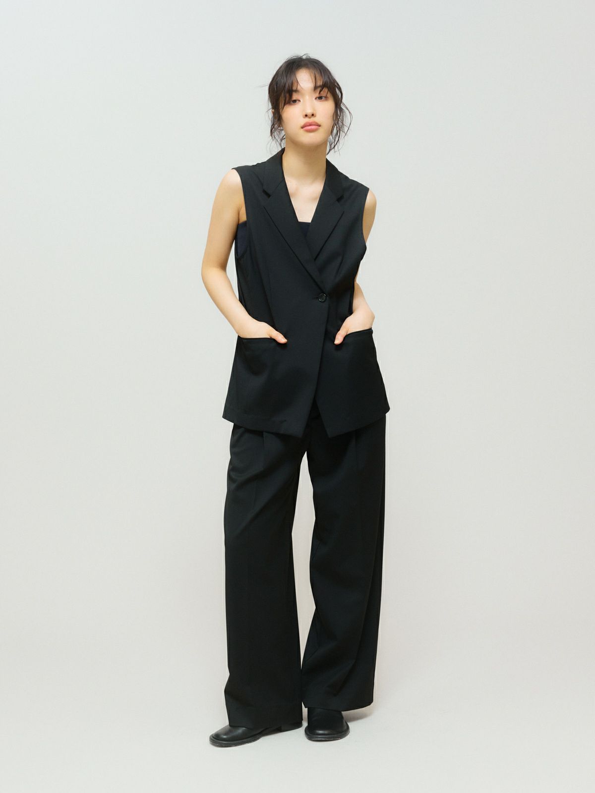 waist shape tailored gillet