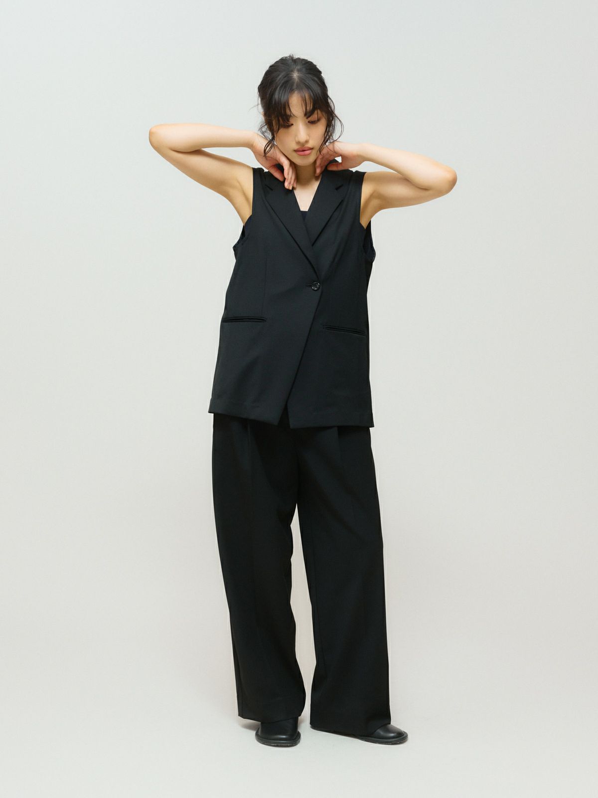 waist shape tailored gillet