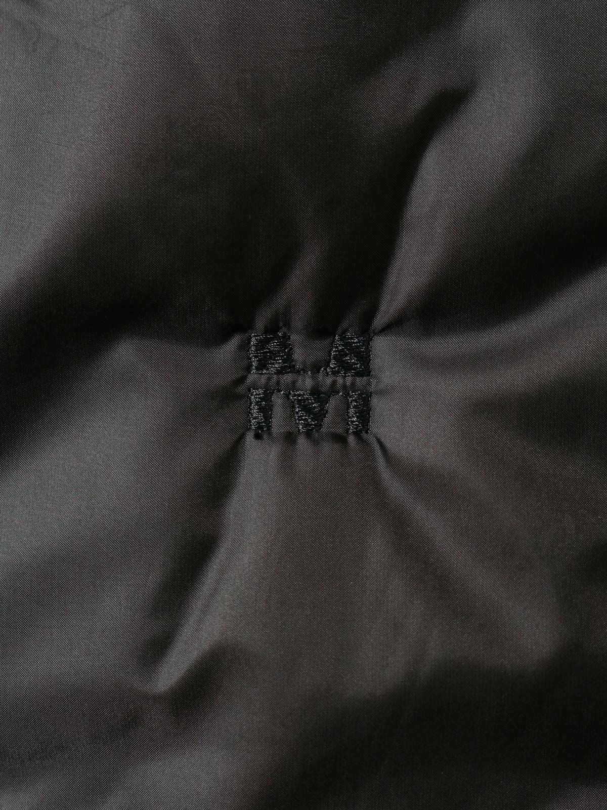 刺繍中綿ジップブルゾン(3-1182)