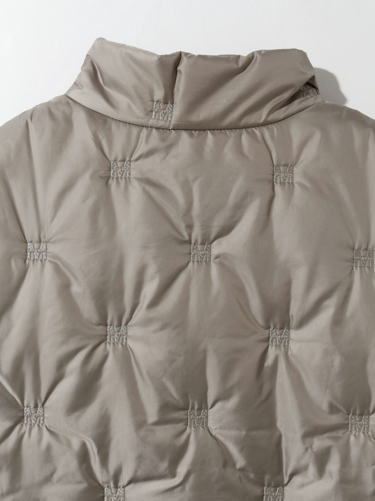 刺繍中綿ジップブルゾン(3-1182)