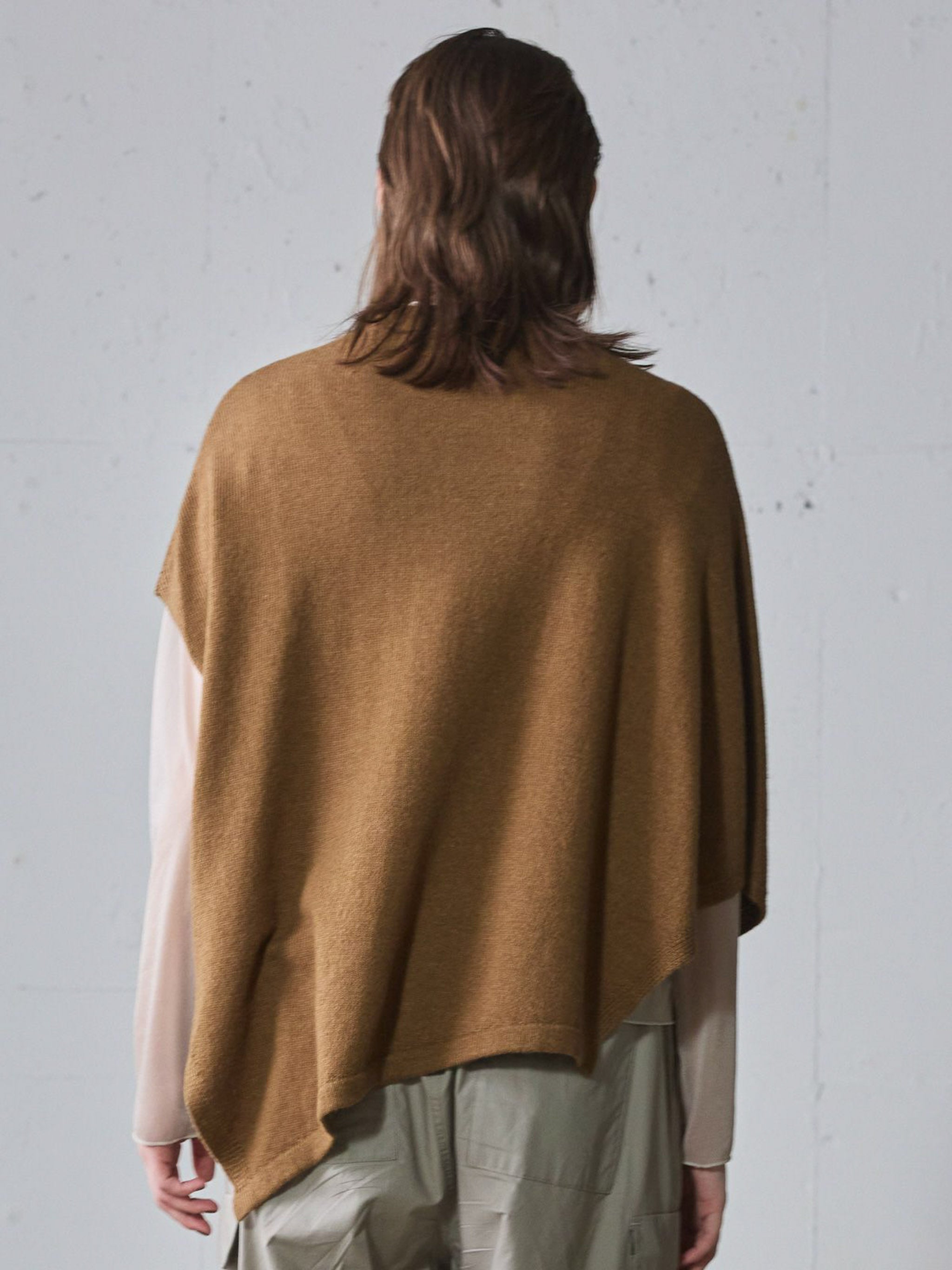 アシンメトリープルオーバー