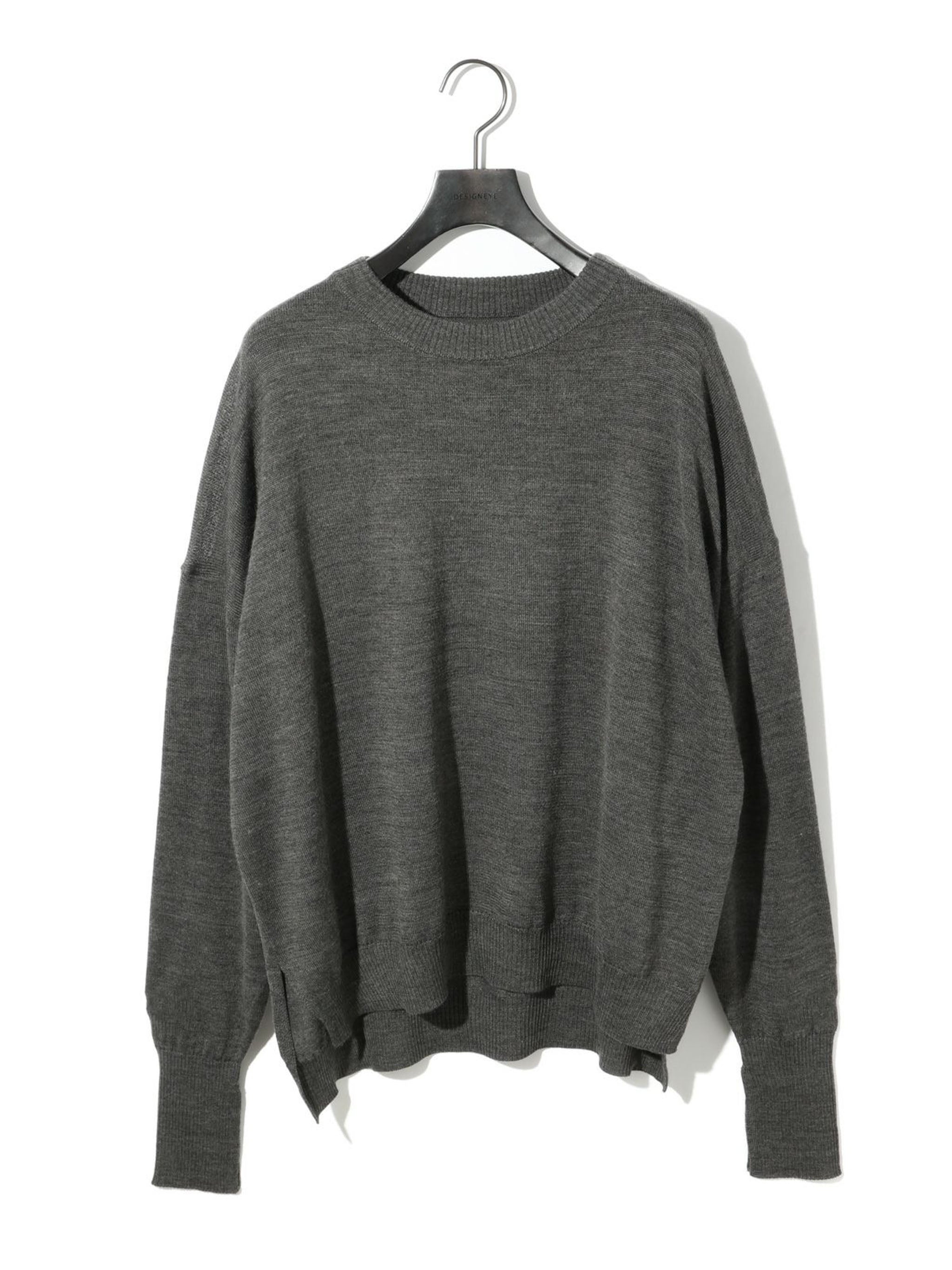 スリットスリーブベーシックプルオーバー