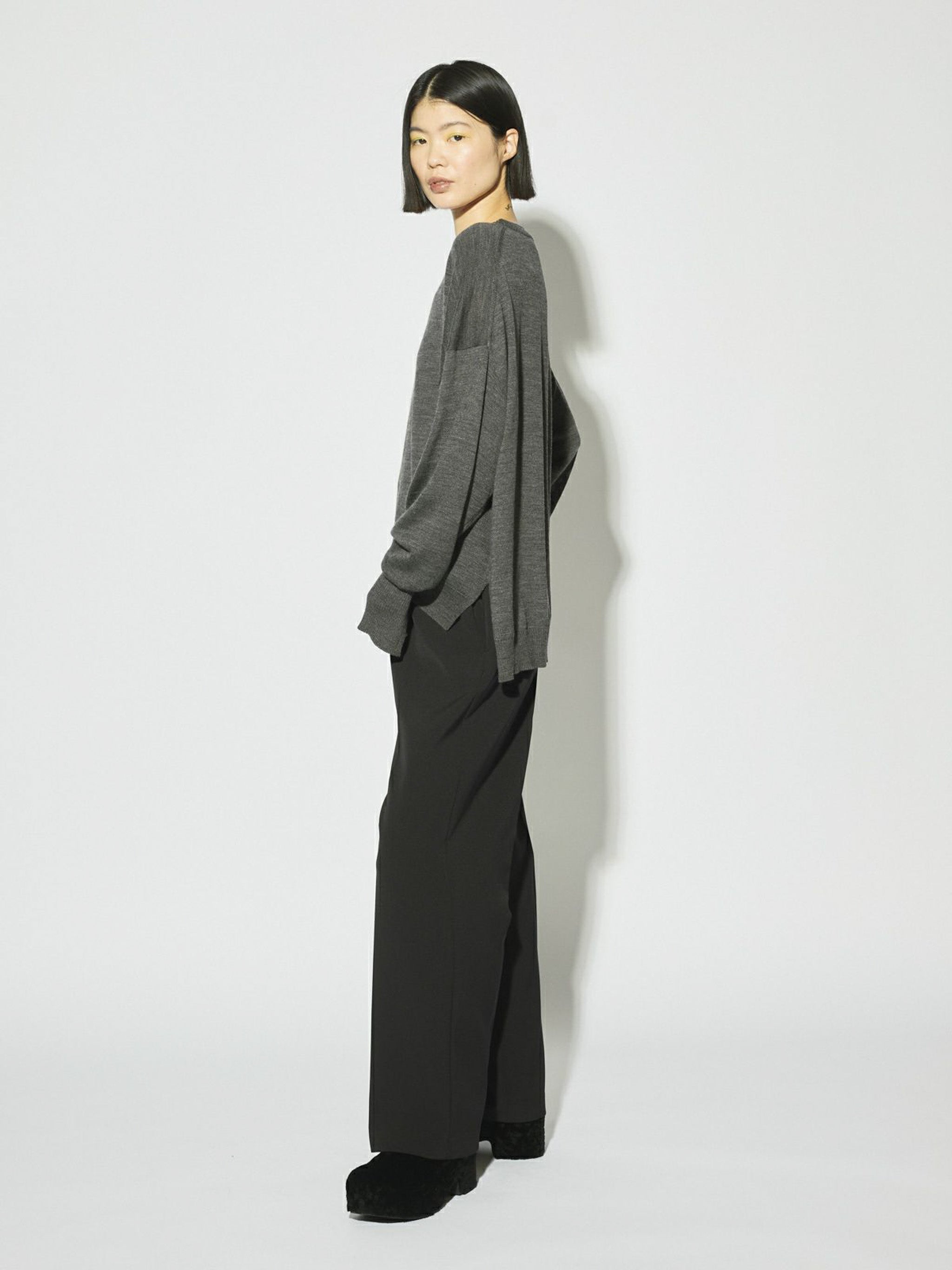 スリットスリーブベーシックプルオーバー