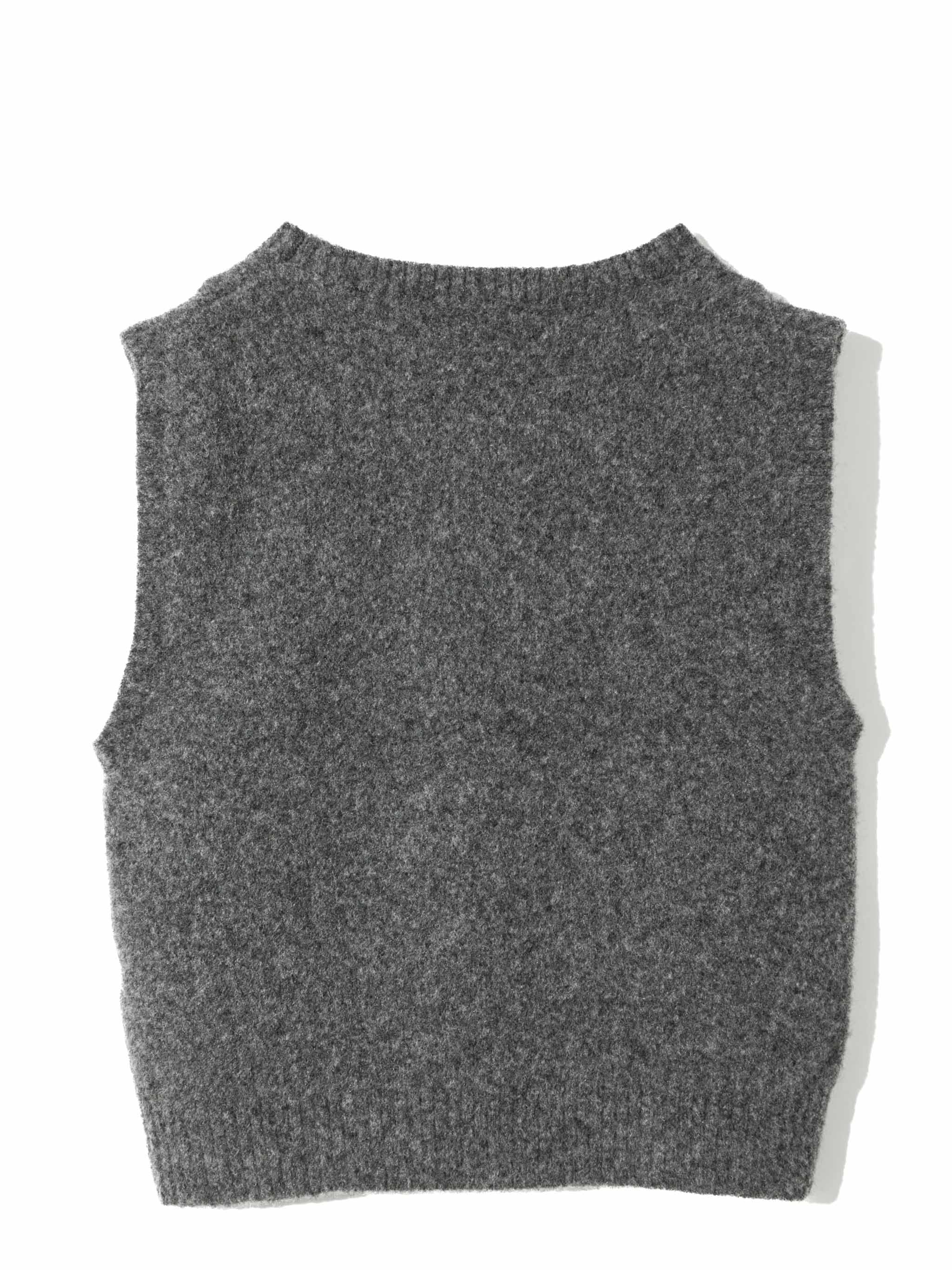 wool no sleeve pullover