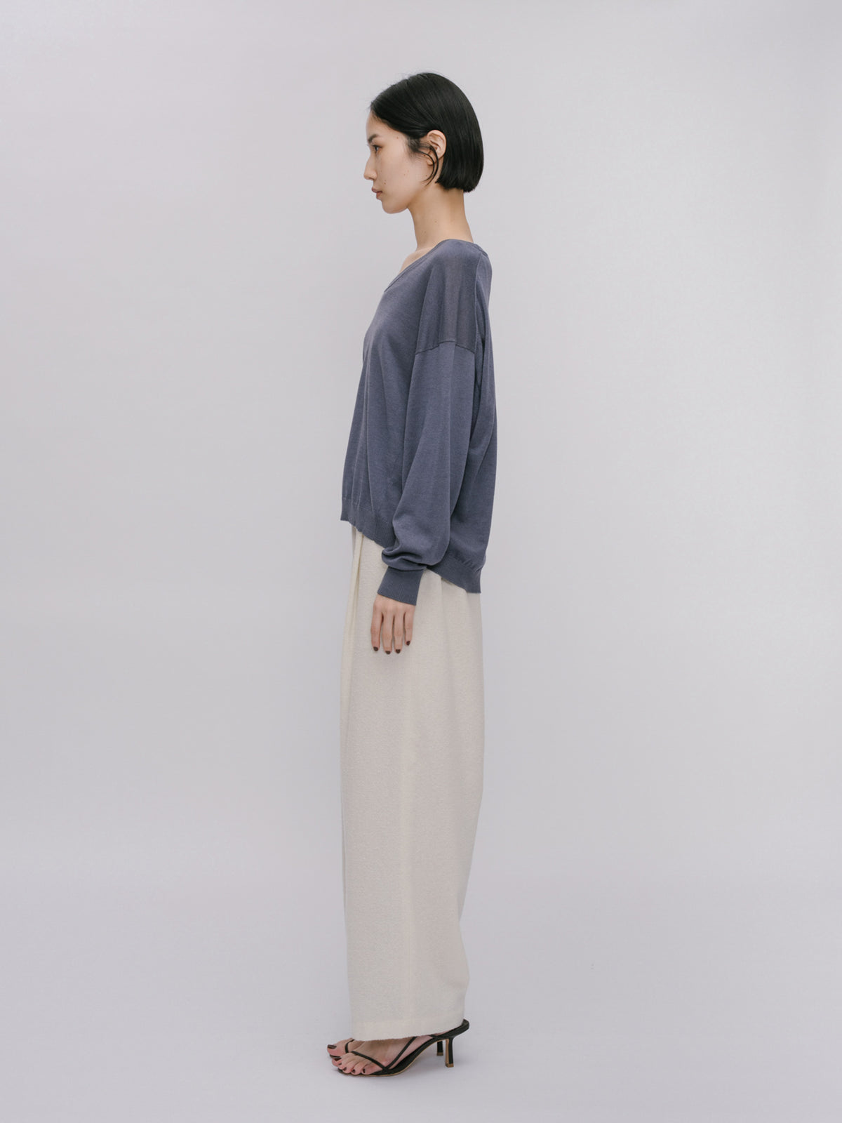 U neck wide knit pullover