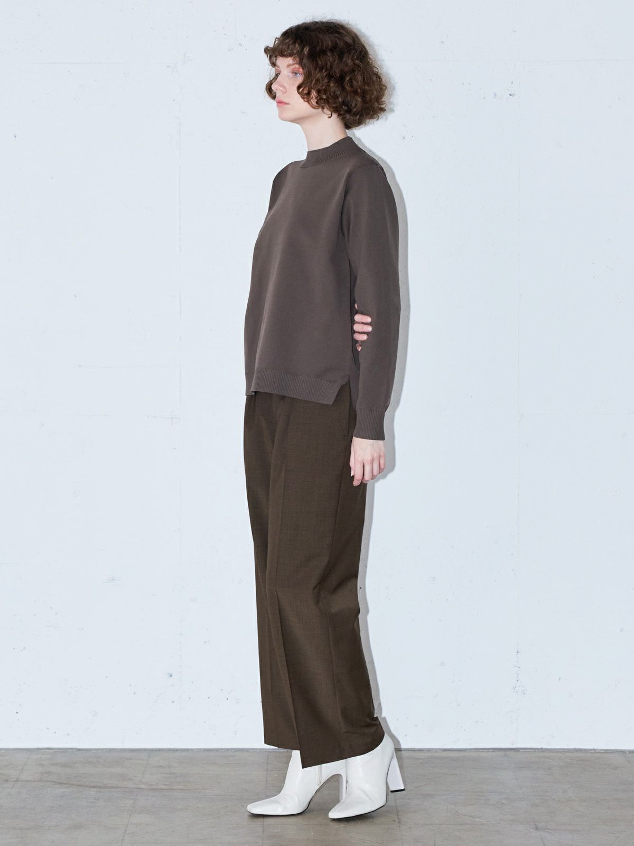 モックネックプルオーバー(4-1042)