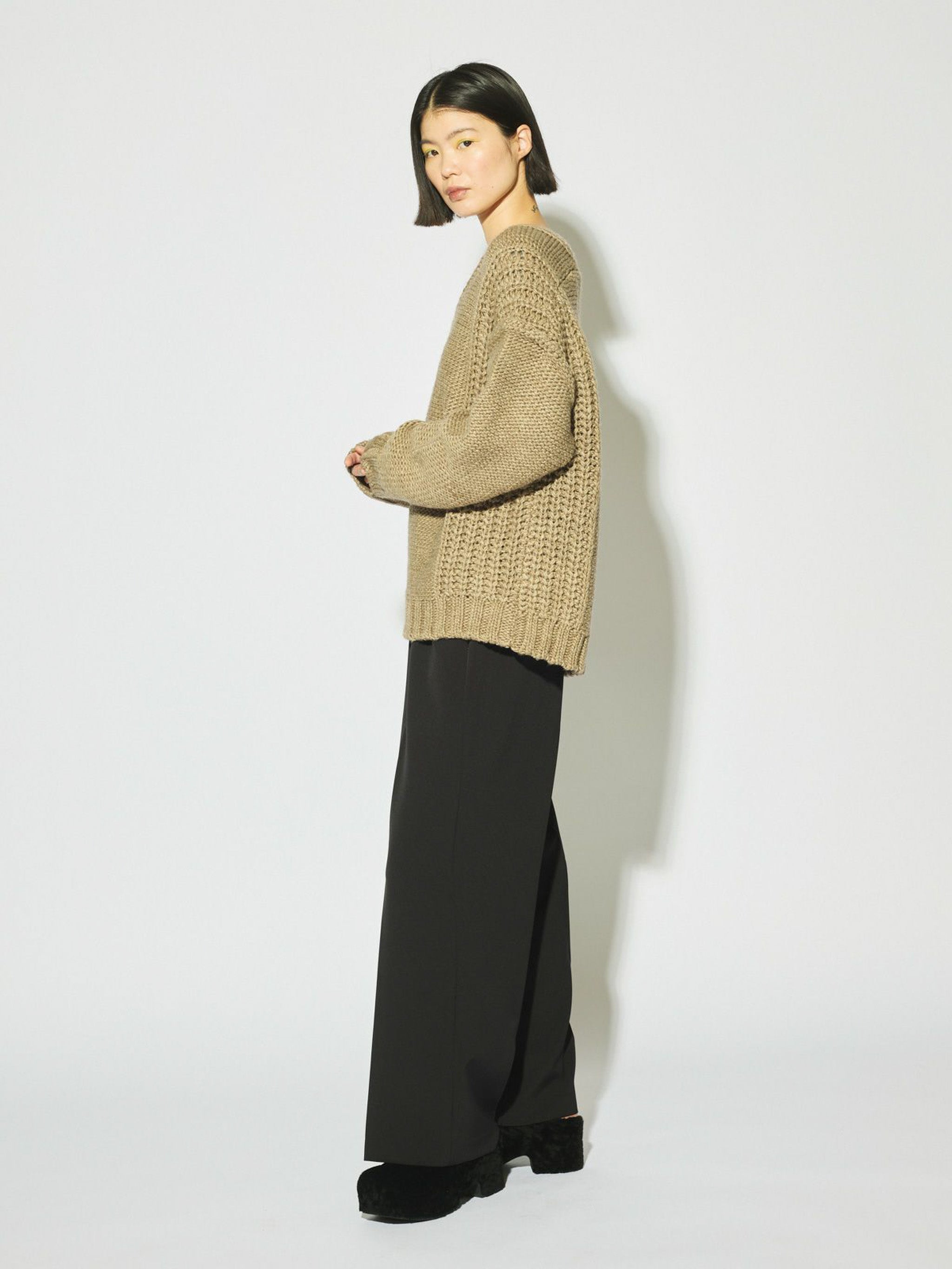 ローゲージVネックプルオーバー