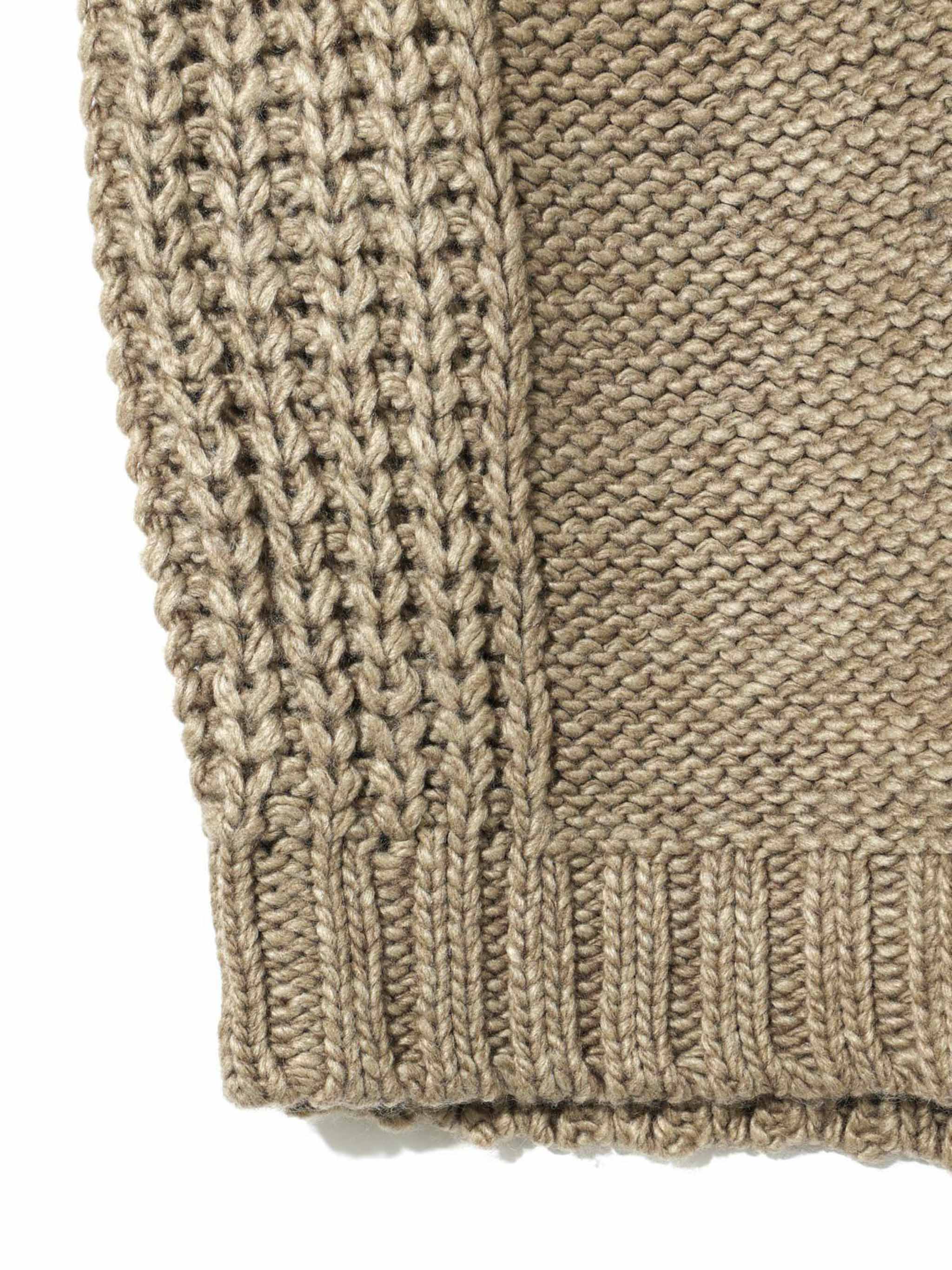 ローゲージVネックプルオーバー