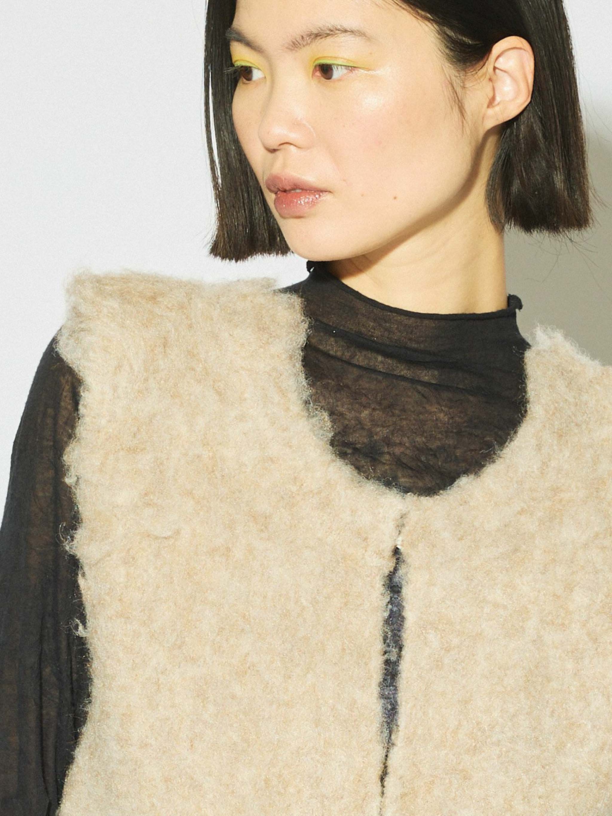 起毛ニットVネックベスト