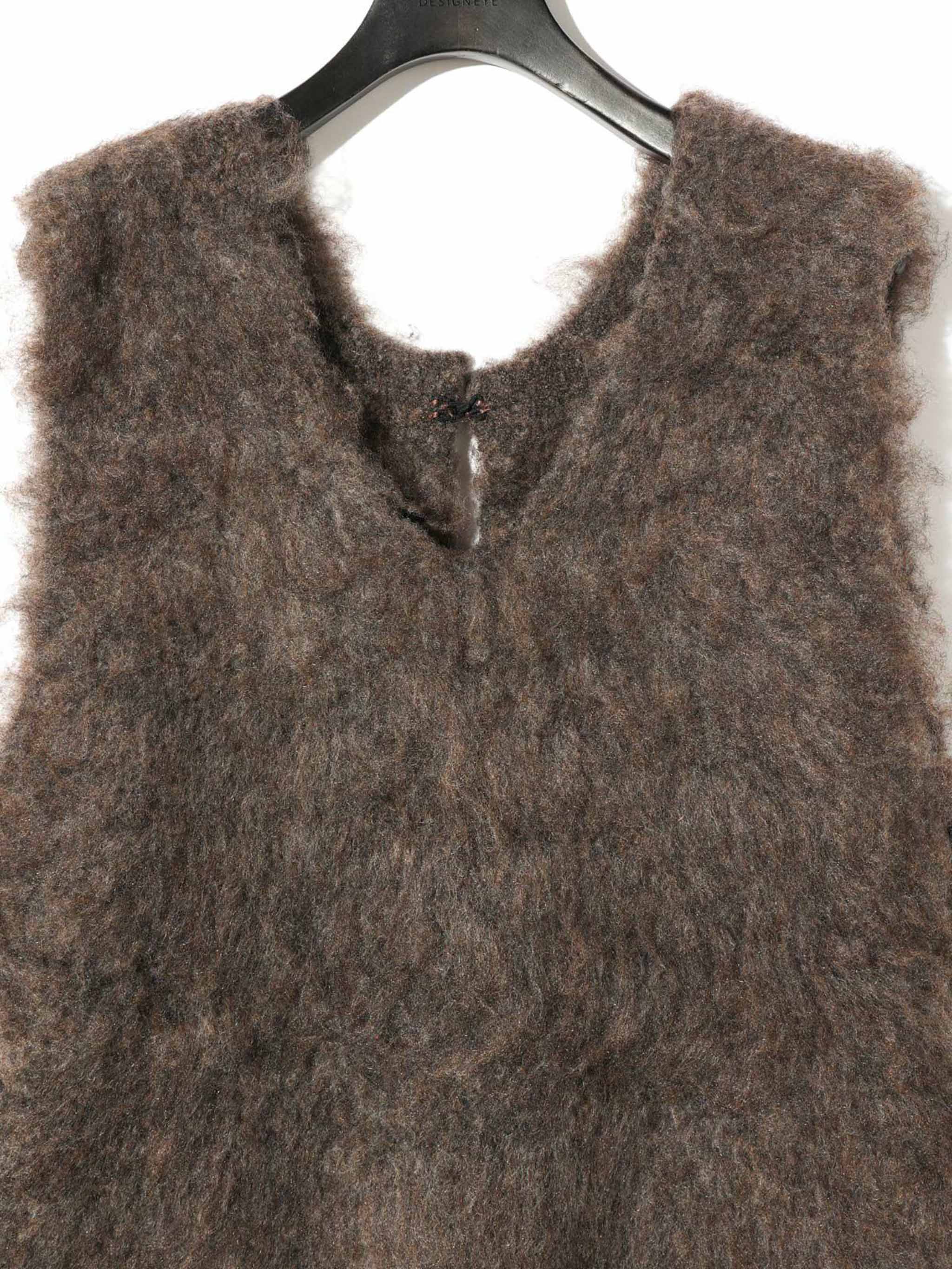 起毛ニットVネックベスト