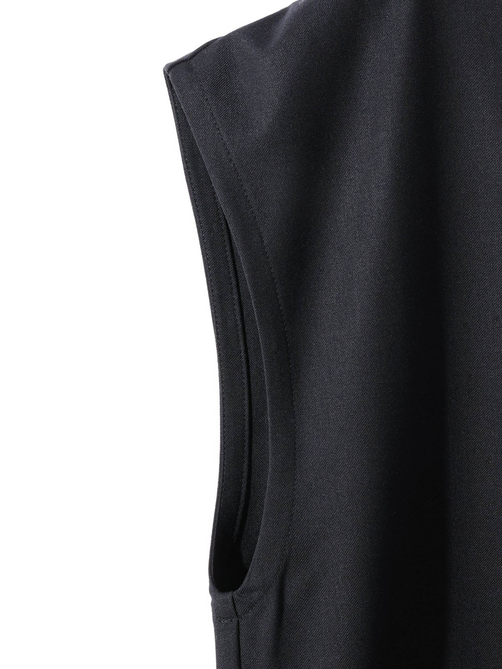 ウールVネックベスト