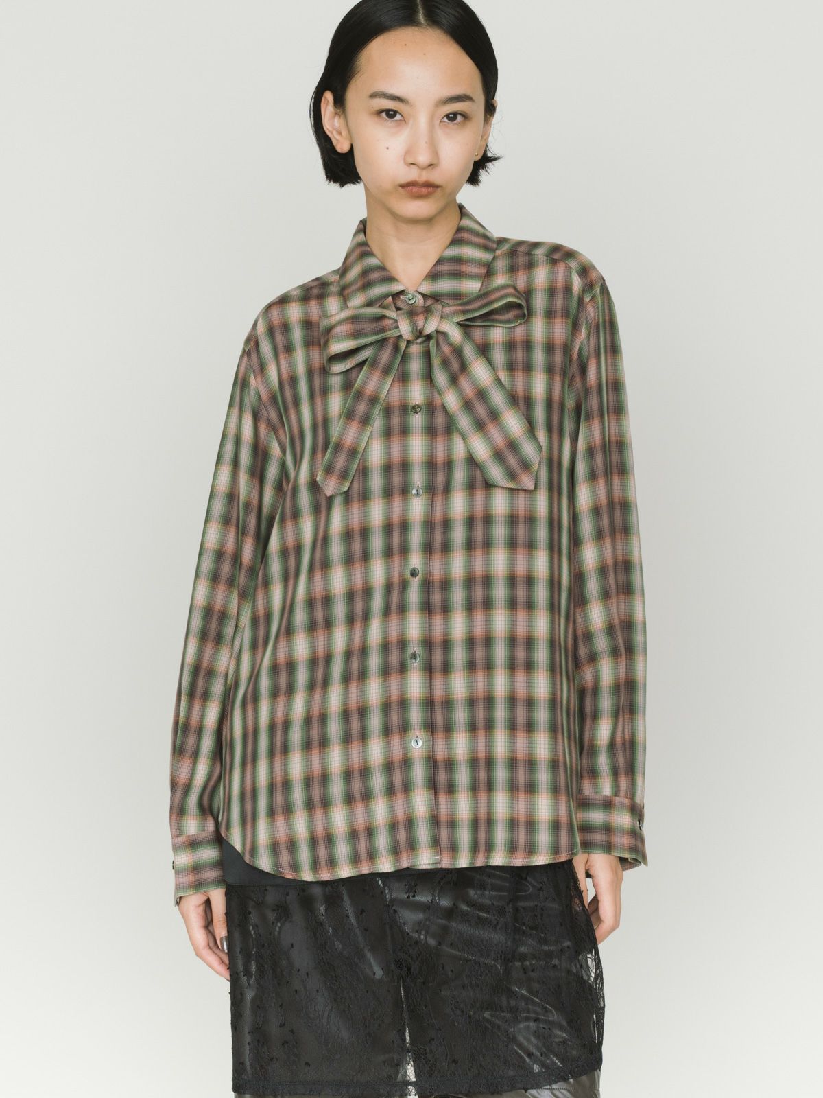 check regular collar shirt with tie