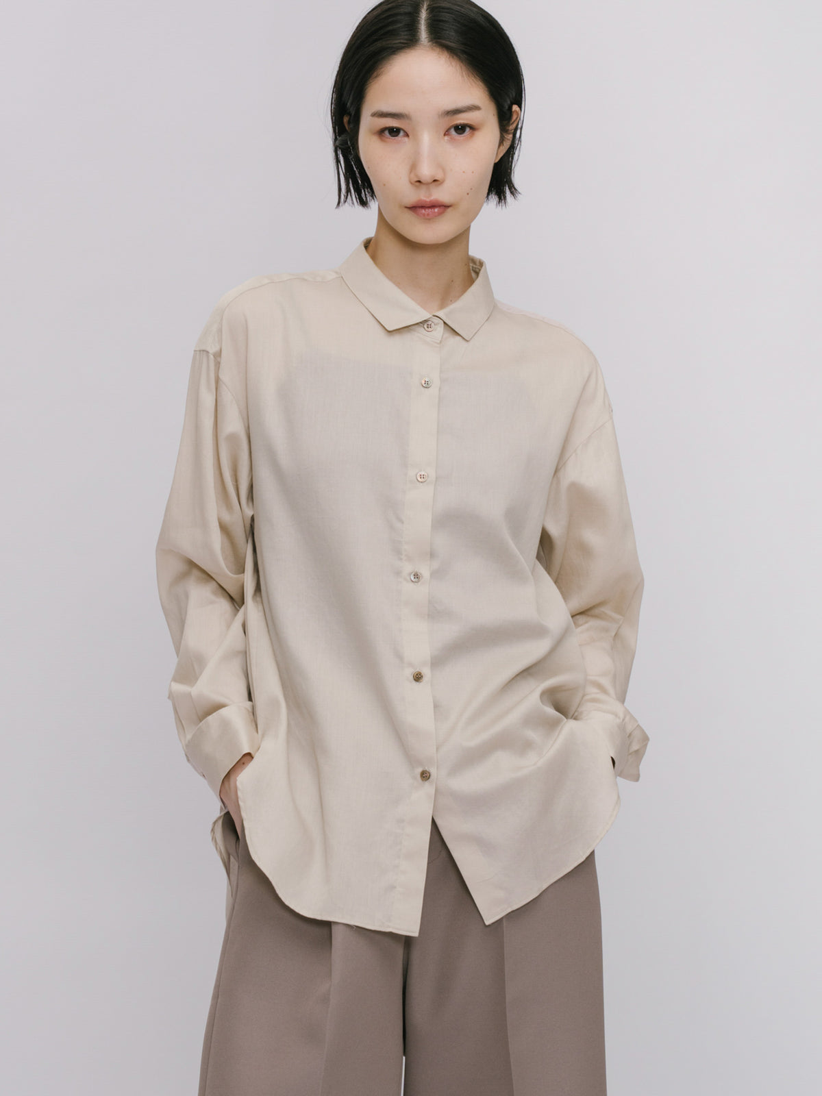 small collar shirt