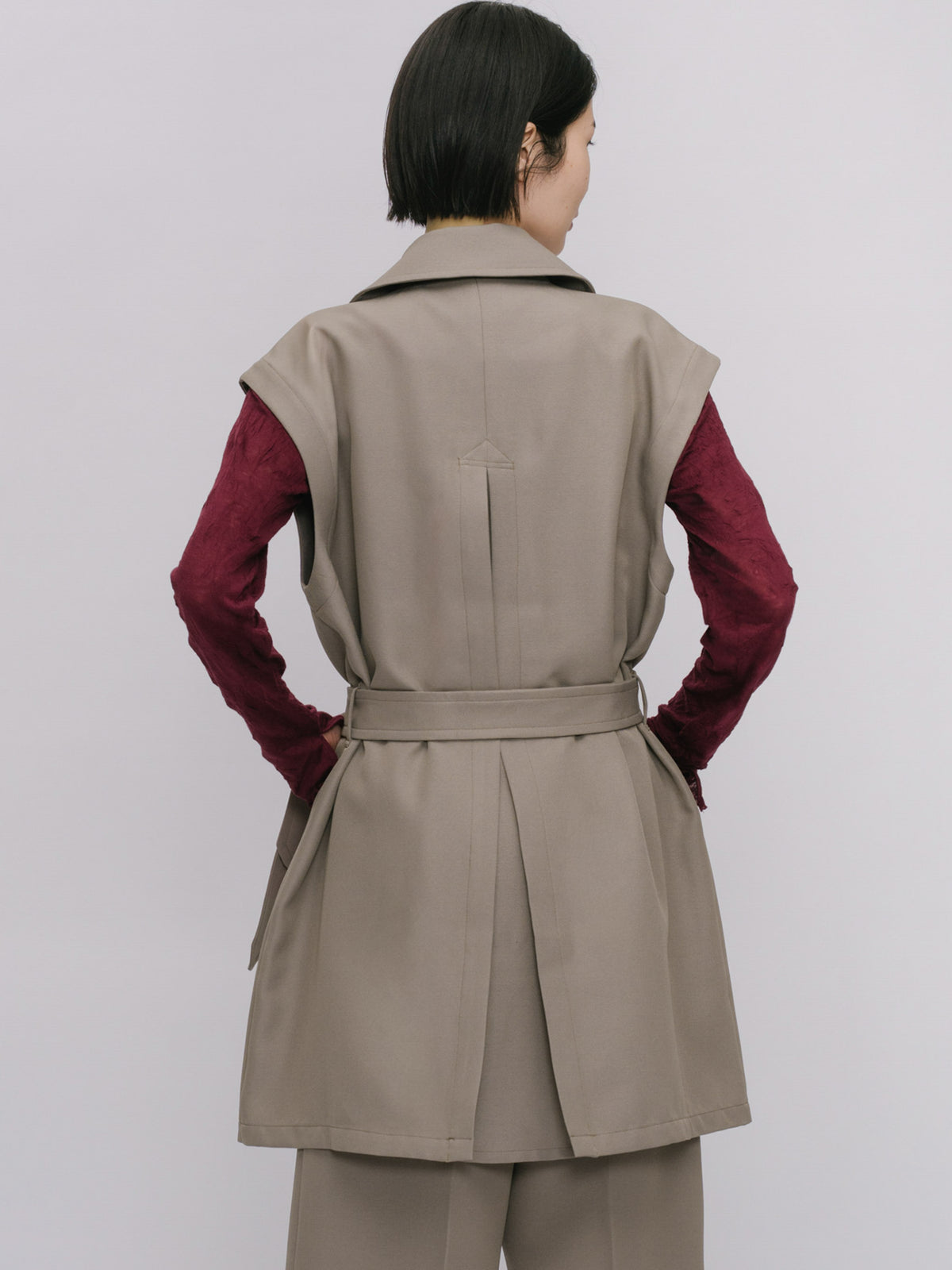 trench gilet