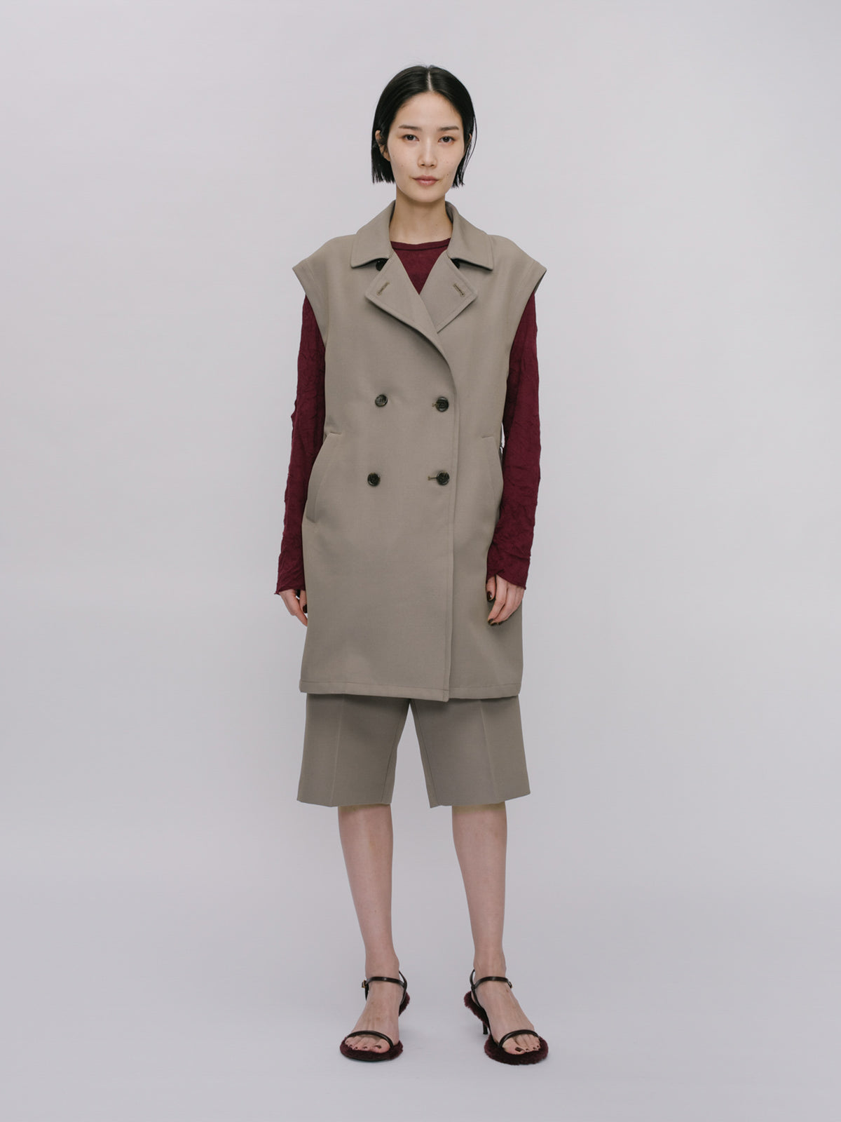 trench gilet