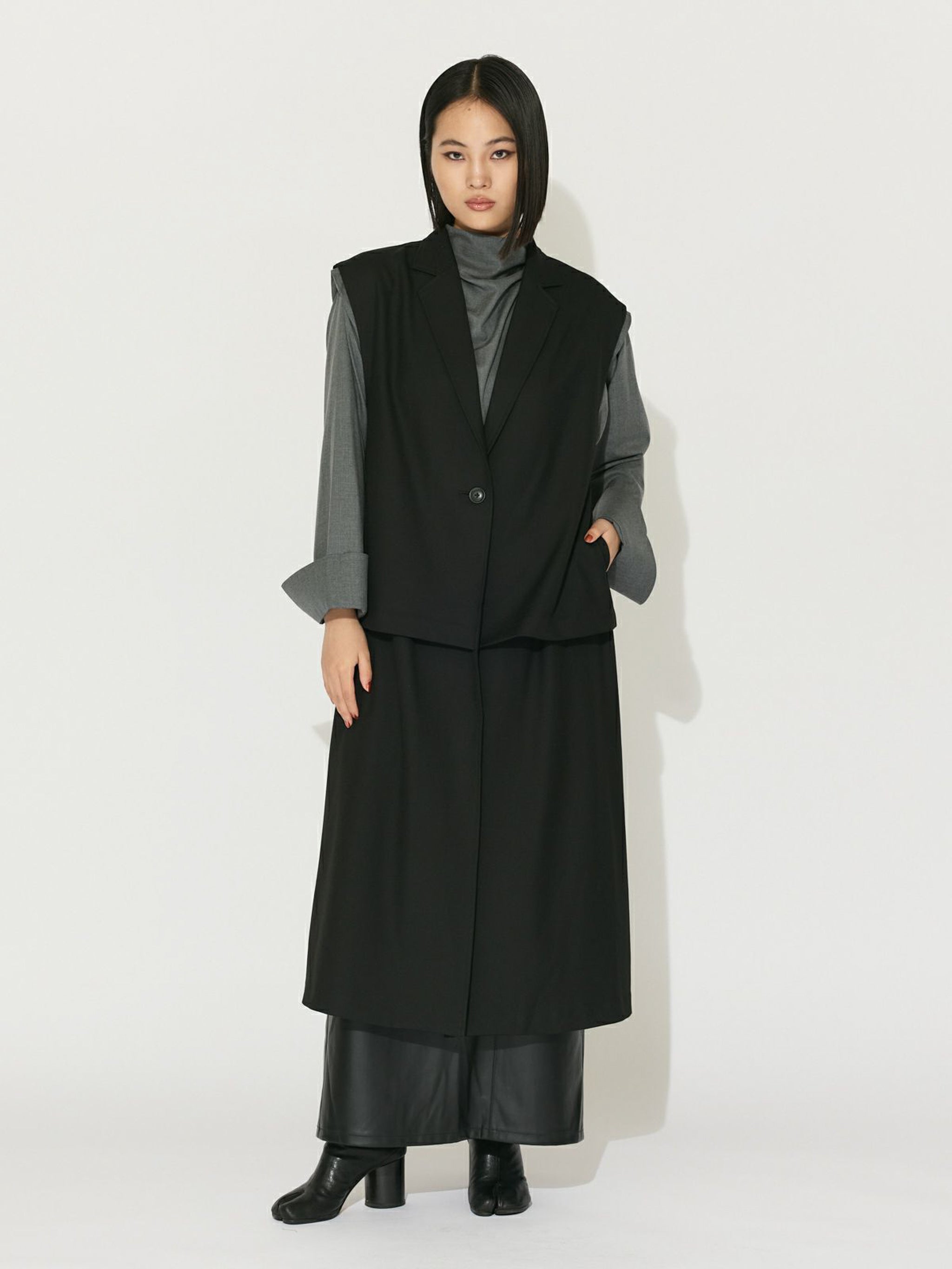 レイヤードロングジレ