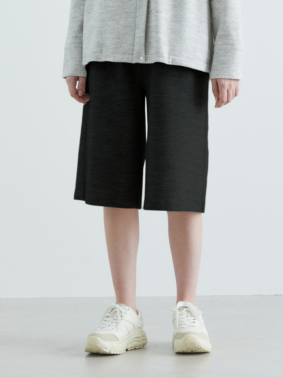 ハーフレングスフレアパンツ(3-1029)