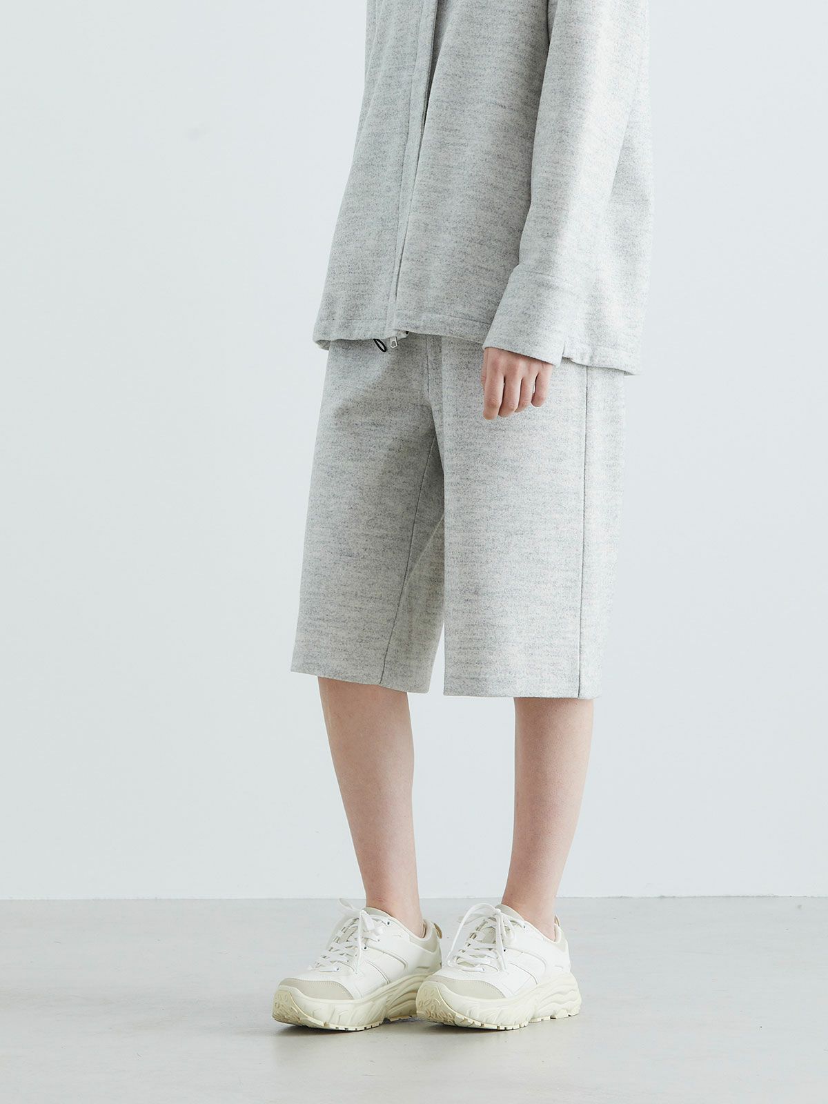 ハーフレングスフレアパンツ(3-1029)