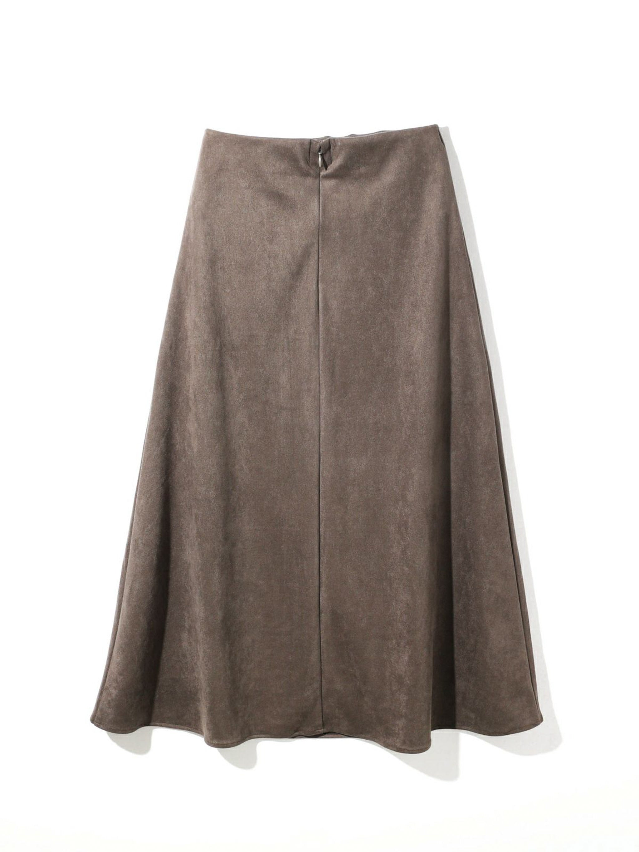 スエードセミフレアスカート