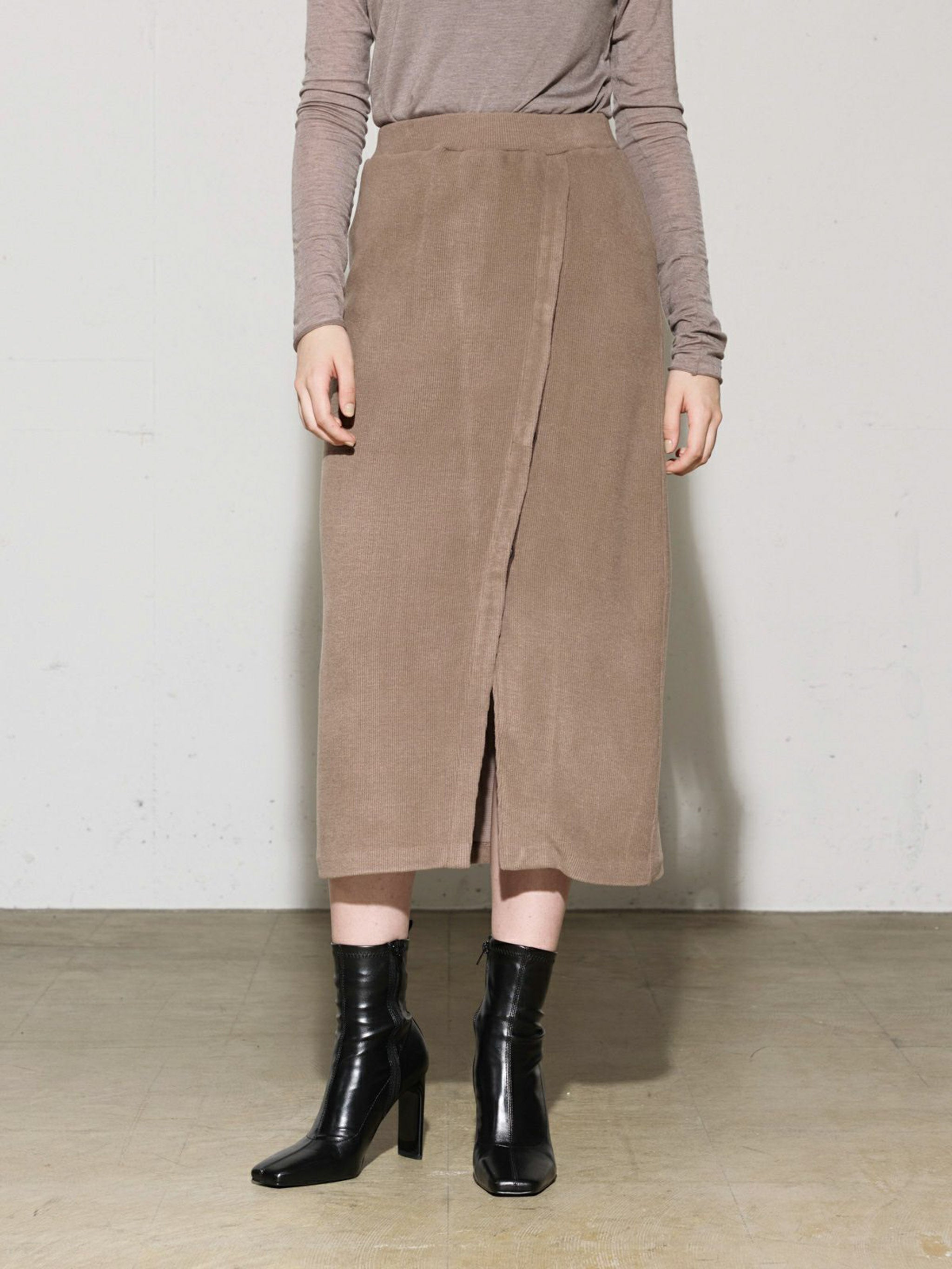 リブタイトスカート