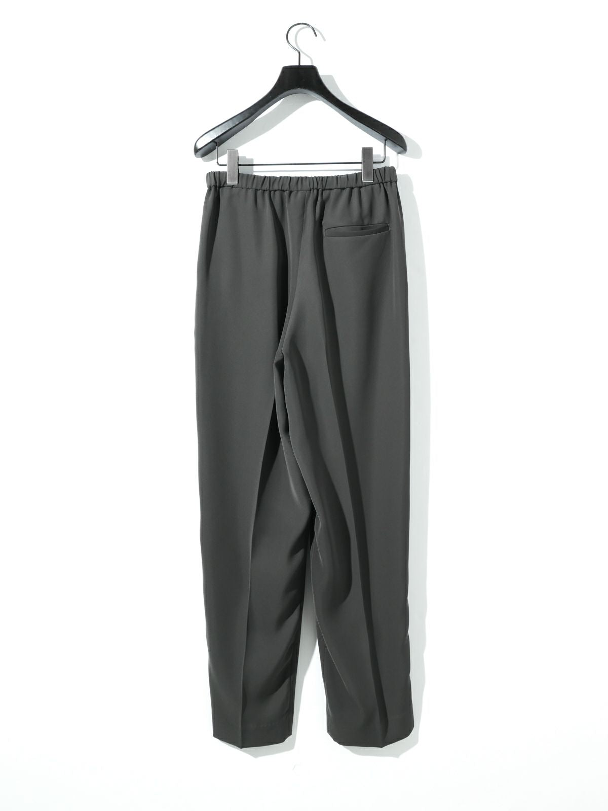 MIDIUMISOLID center press straight easy pants