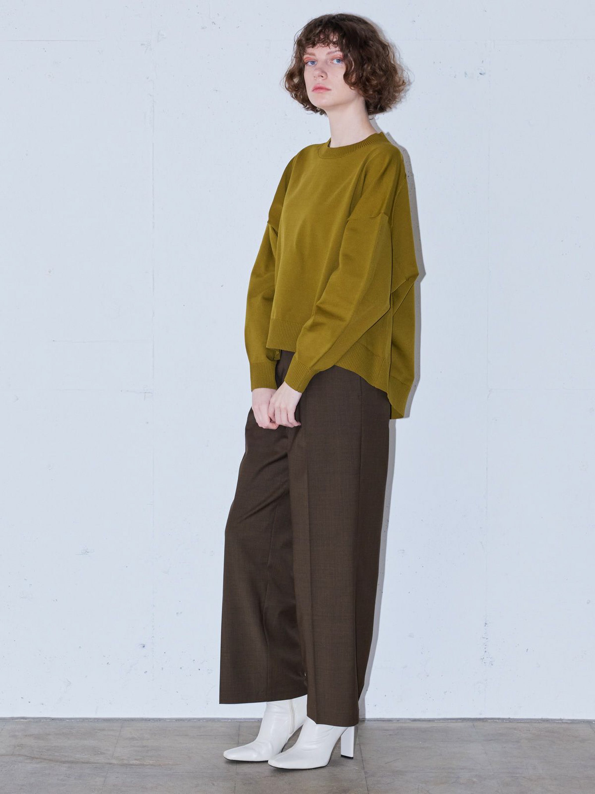 センタープレスストレートパンツ(3-1014)