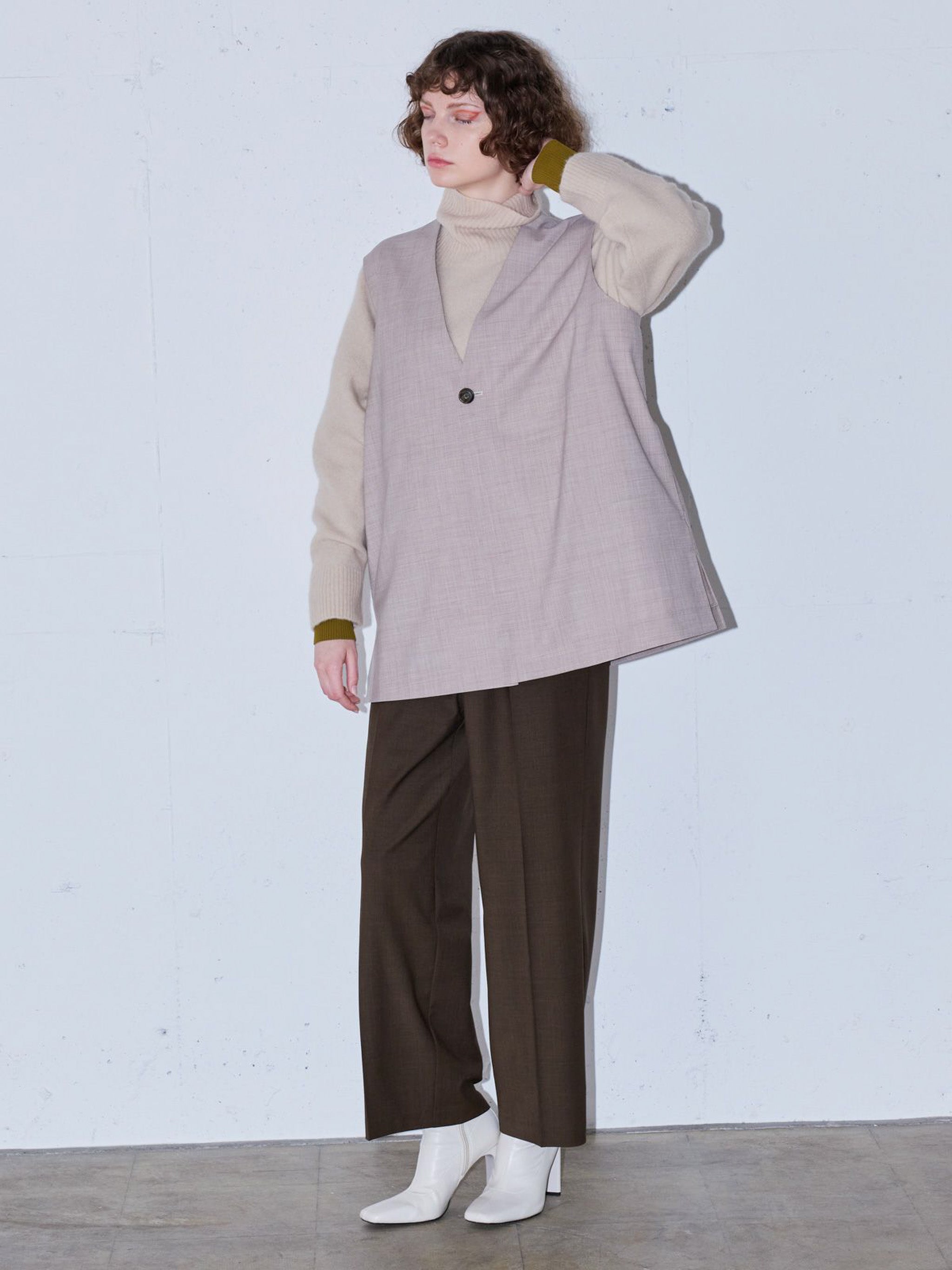 センタープレスストレートパンツ(3-1014)