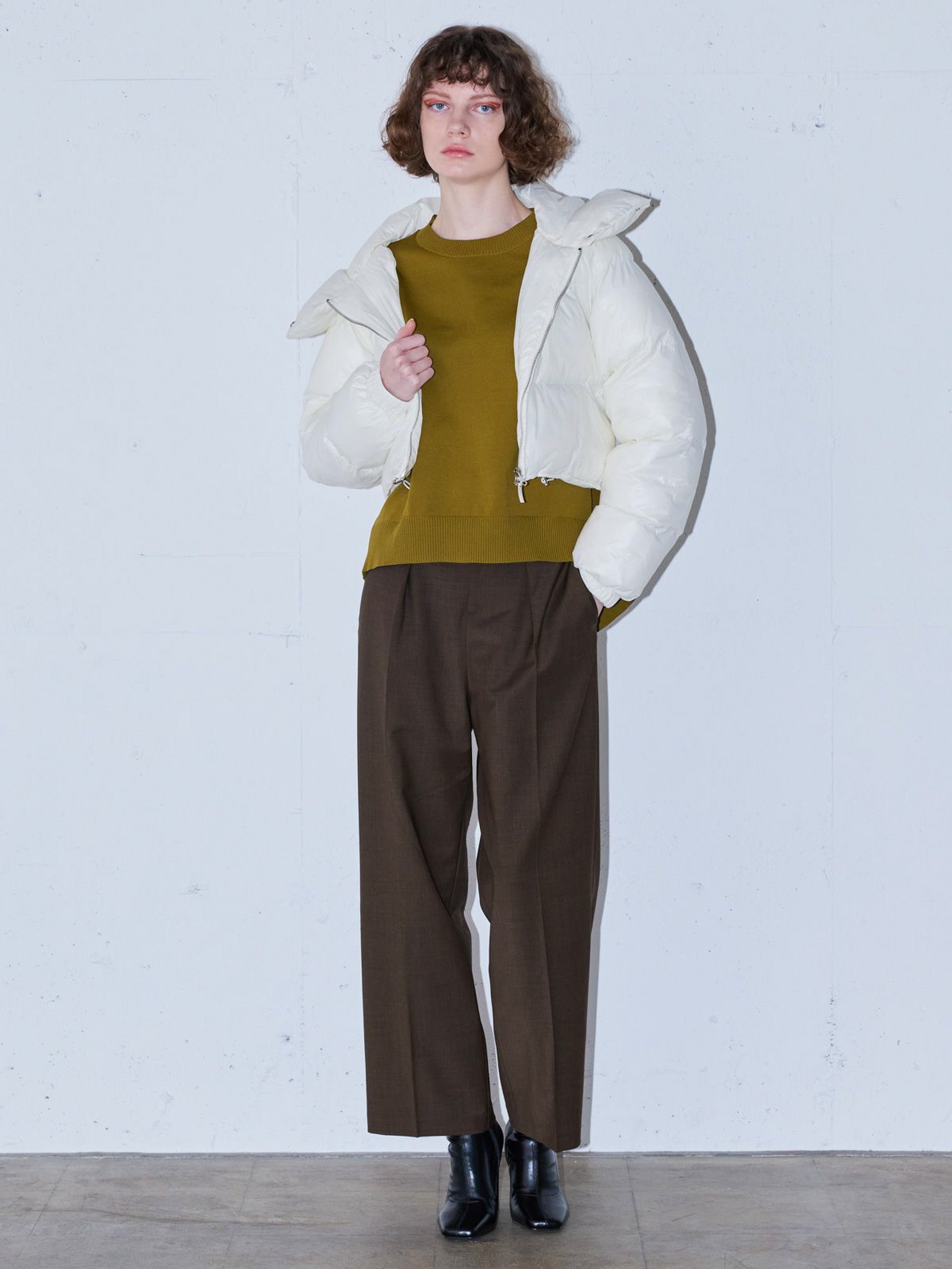 センタープレスストレートパンツ(3-1014)